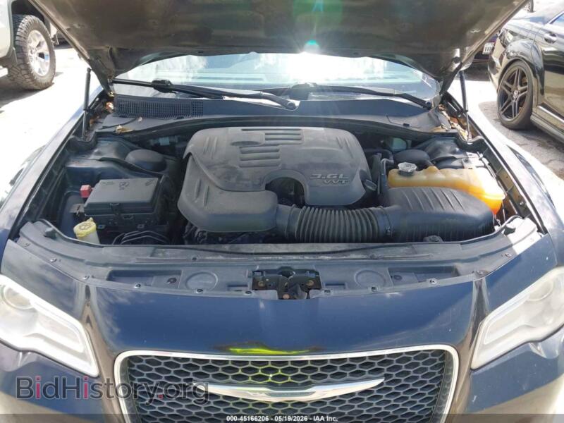 2016 Chrysler 300C (VIN 2C3CCAEG1GH273359) — фото 10 из 19