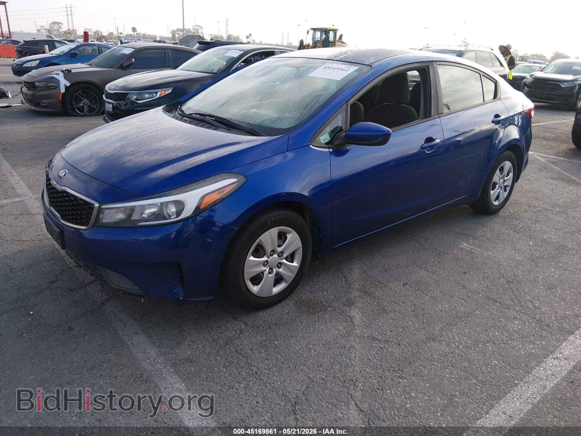 2017 KIA FORTE - VIN: 3KPFL4A76HE060372 - Фото 2