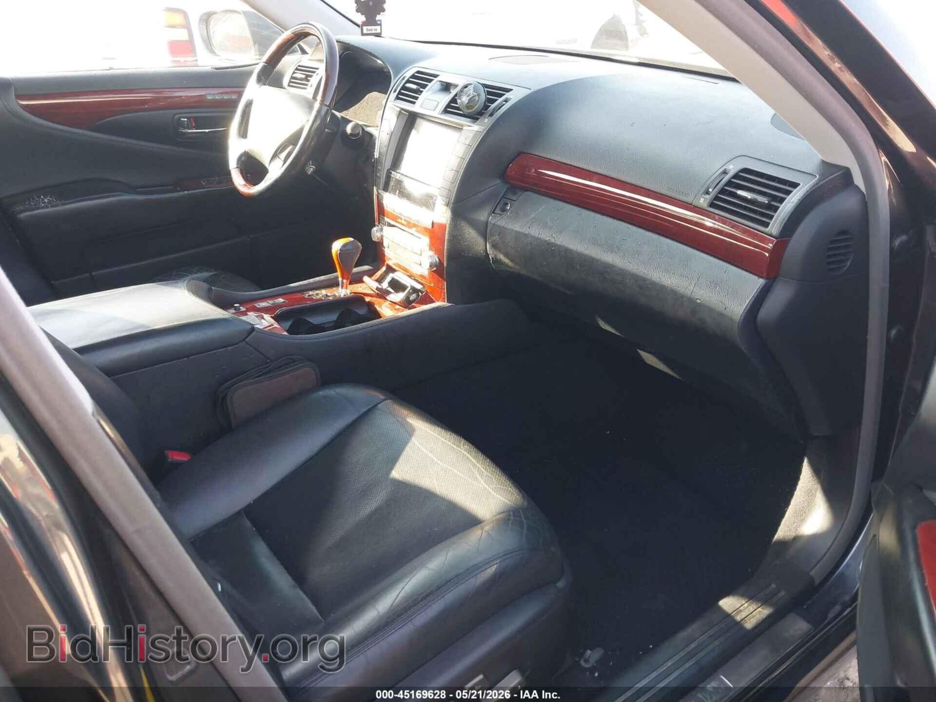 2011 LEXUS LS 460 - VIN: JTHBL5EF1B5103667 - Photo 5