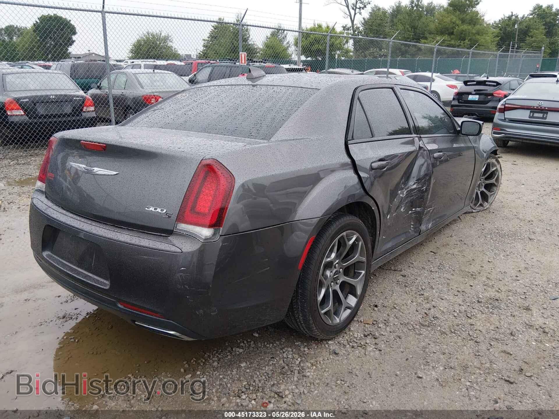 2016 CHRYSLER 300 - VIN: 2C3CCABGXGH294943 - Photo 4