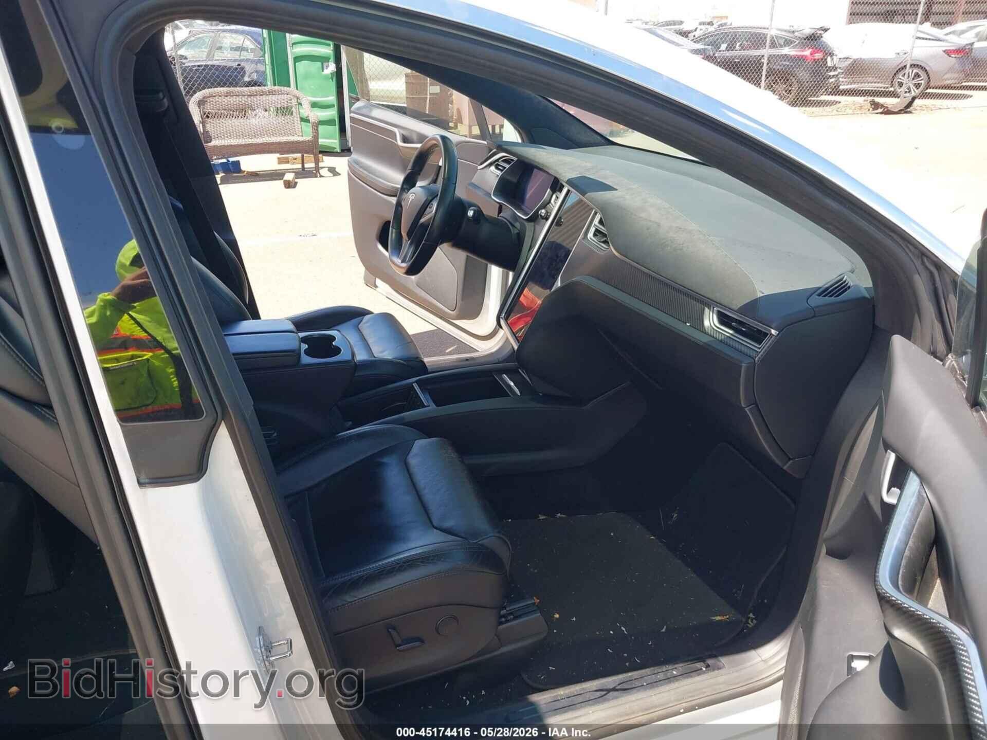 2017 TESLA MODEL X - VIN: 5YJXCBE22HF055218 - Фото 5