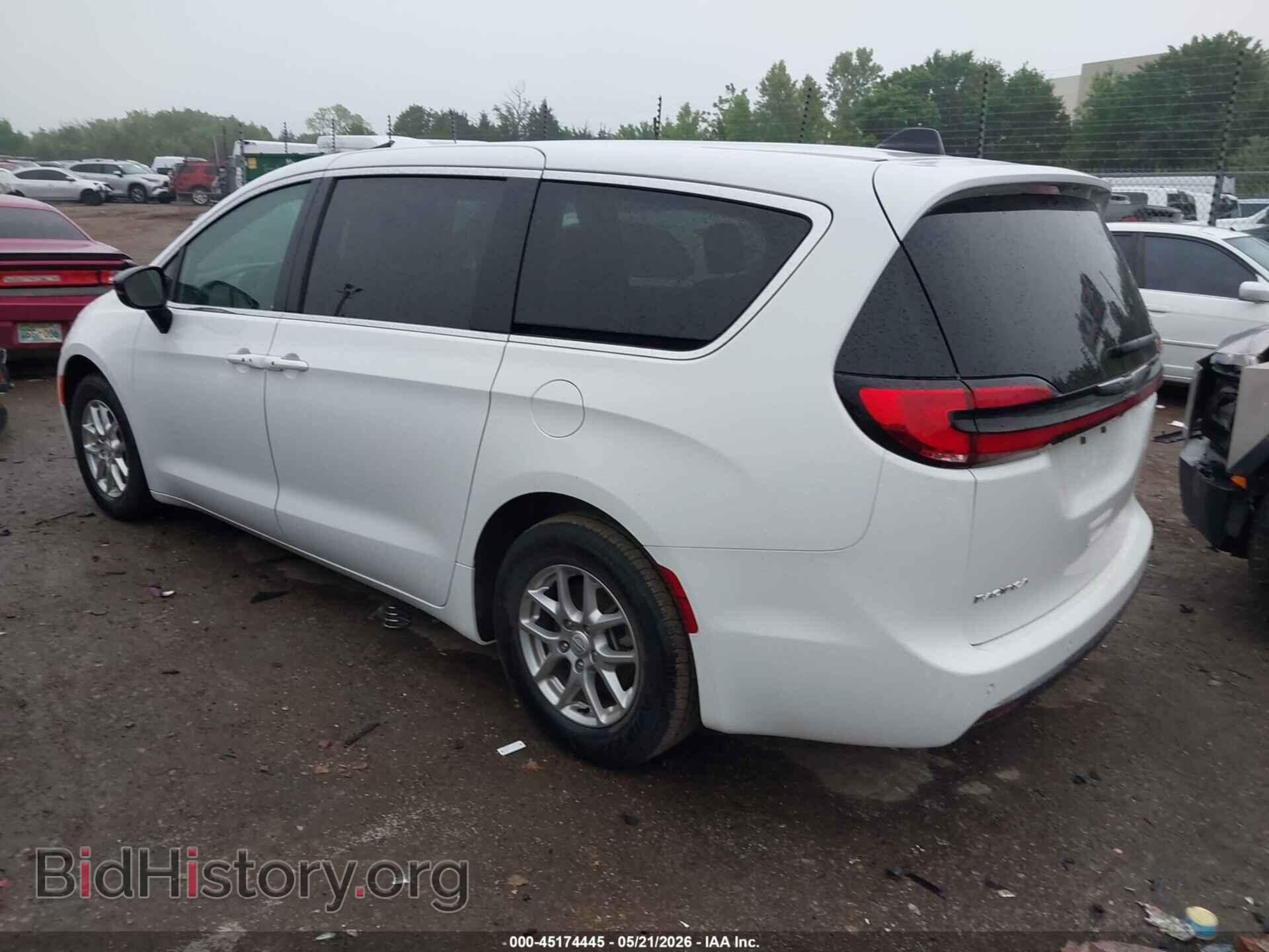 2023 CHRYSLER PACIFICA - VIN: 2C4RC1BG9PR530515 - Фото 3