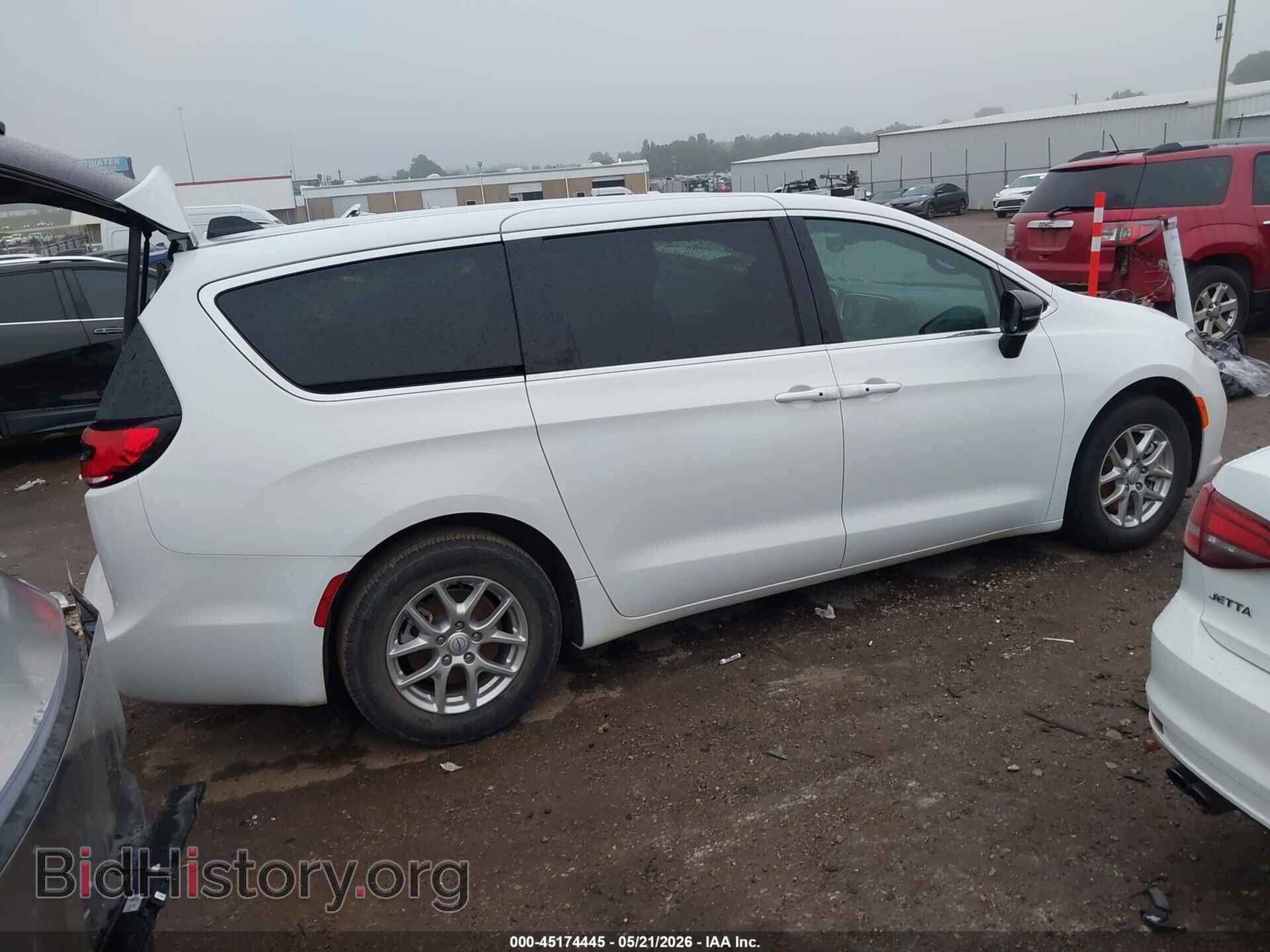 2023 CHRYSLER PACIFICA - VIN: 2C4RC1BG9PR530515 - Фото 4