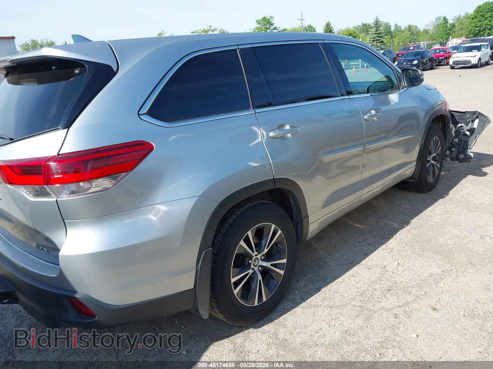 2018 TOYOTA HIGHLANDER - VIN: 5TDBZRFH2JS829375 - Фото 4