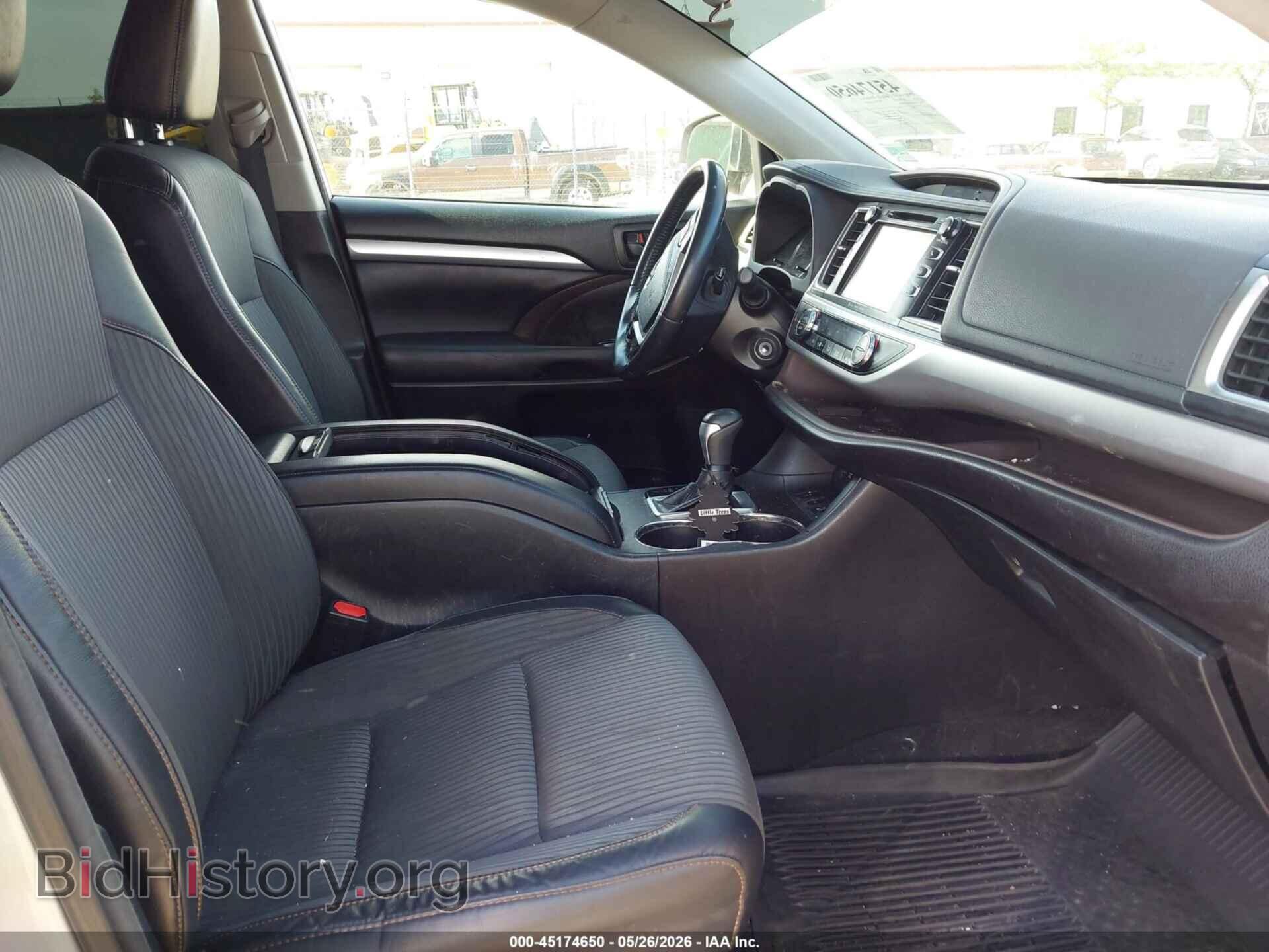 2018 TOYOTA HIGHLANDER - VIN: 5TDBZRFH2JS829375 - Фото 5