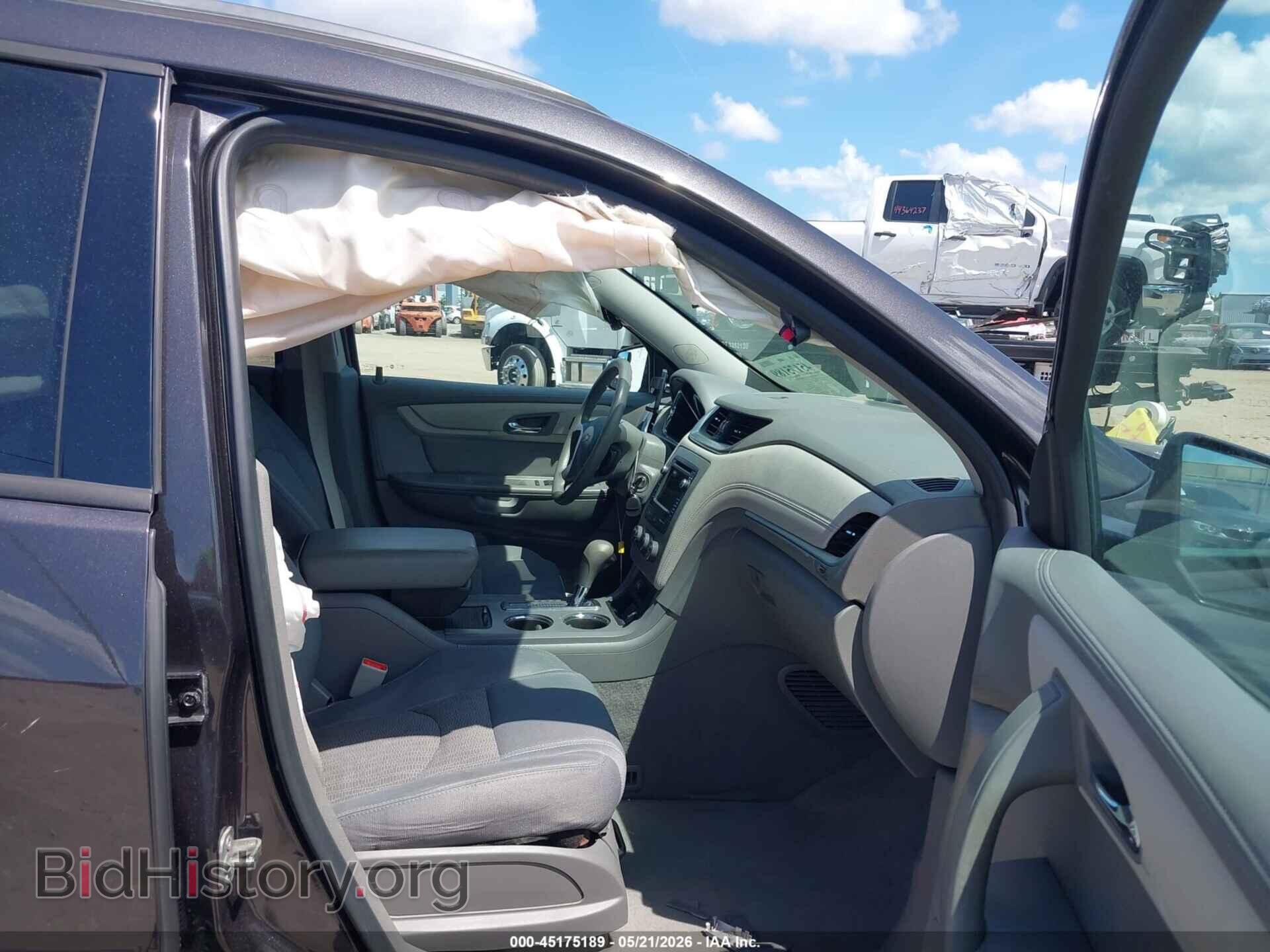 2017 CHEVROLET TRAVERSE - VIN: 1GNKRFED8HJ298503 - Фото 5