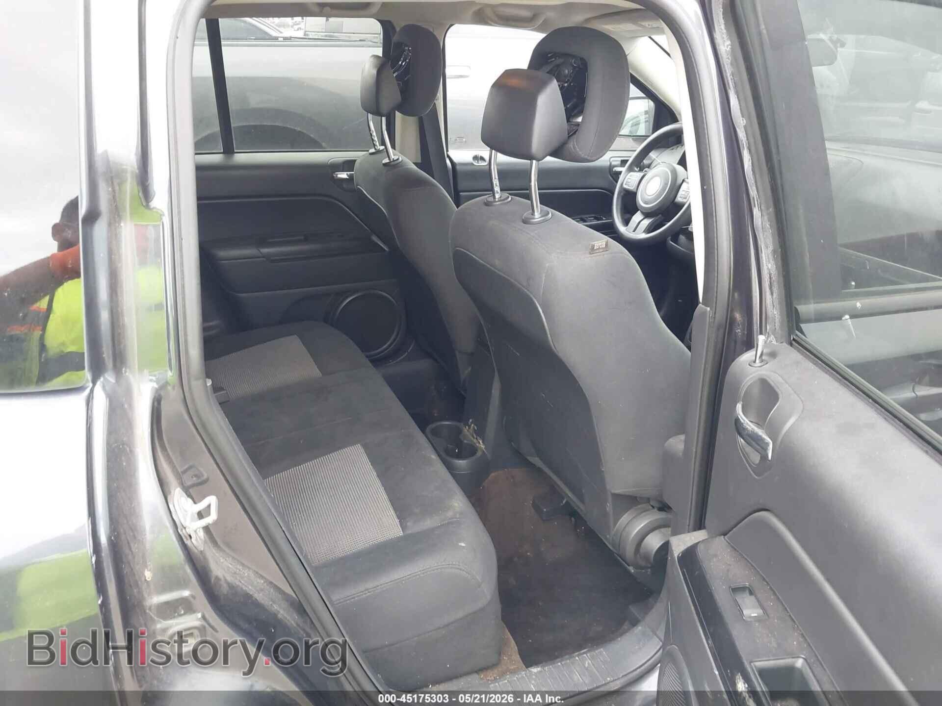 2015 JEEP COMPASS - VIN: 1C4NJCBB8FD149955 - Photo 8