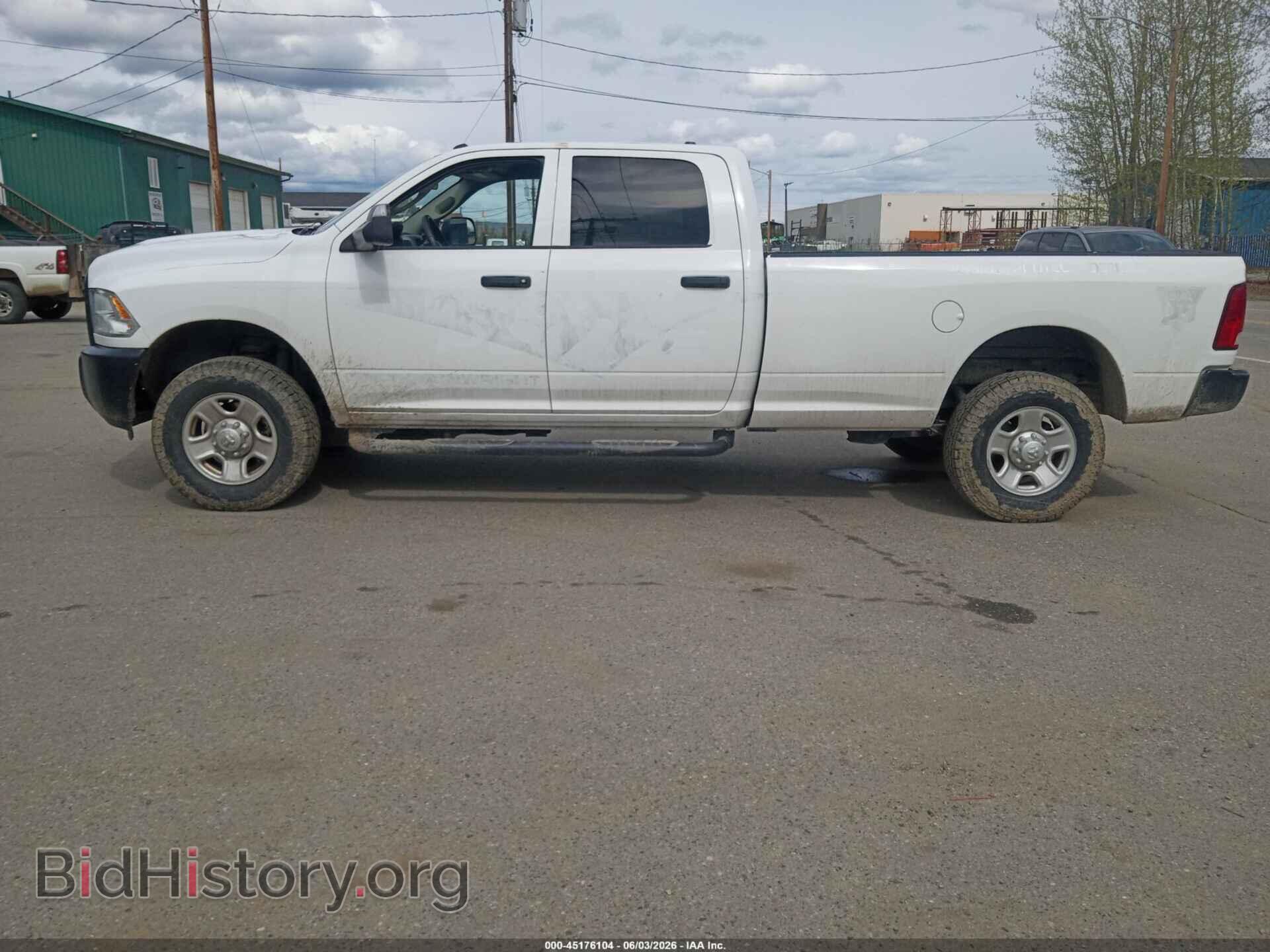 2018 RAM 2500 - VIN: 3C6TR5HTXJG147459 - Фото 2