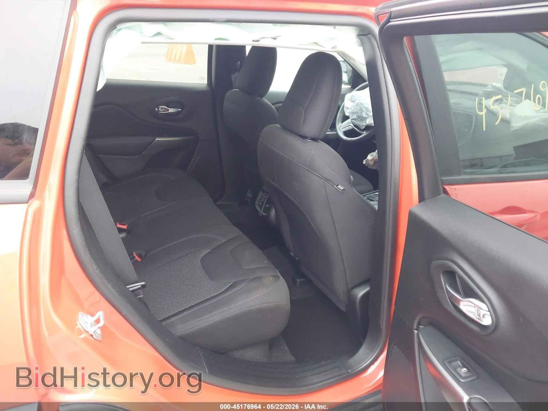 2021 JEEP CHEROKEE - VIN: 1C4PJLCB1MD155441 - Фото 8