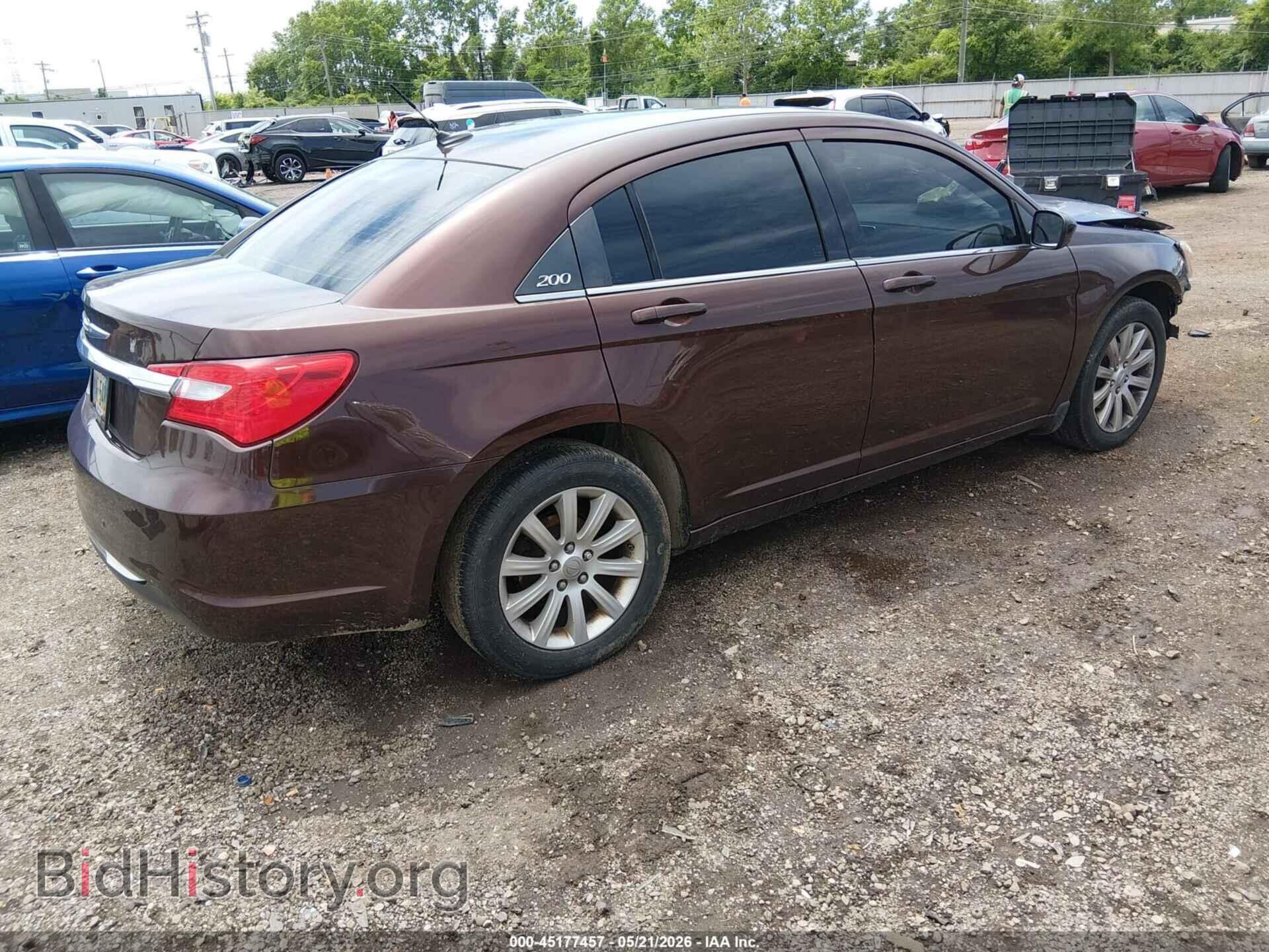 2013 CHRYSLER 200 - VIN: 1C3CCBBB3DN699846 - Photo 4