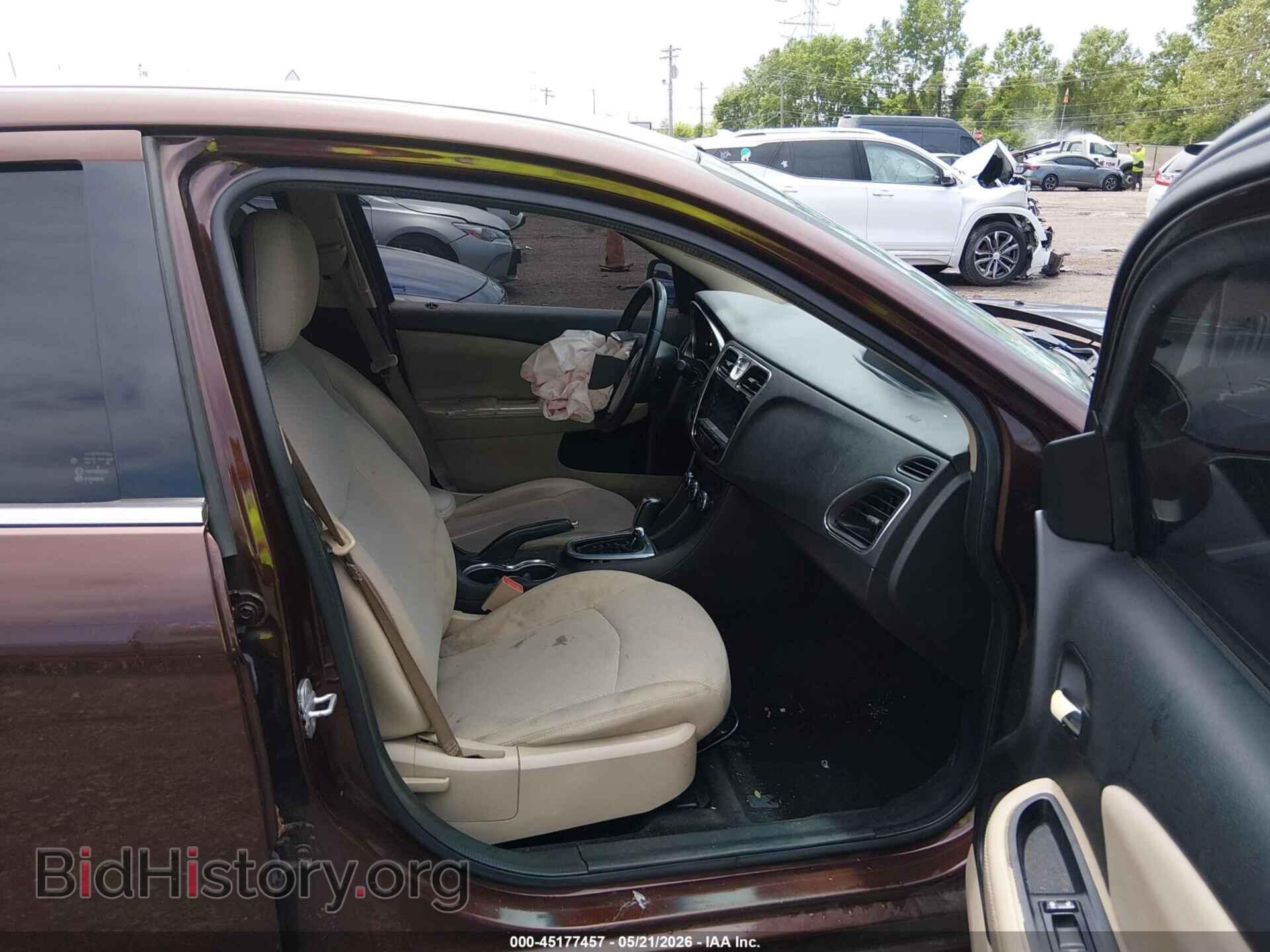 2013 CHRYSLER 200 - VIN: 1C3CCBBB3DN699846 - Photo 5