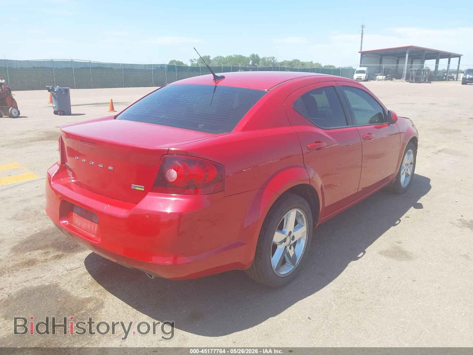 2011 DODGE AVENGER - VIN: 1B3BD2FG6BN526167 - Фото 4