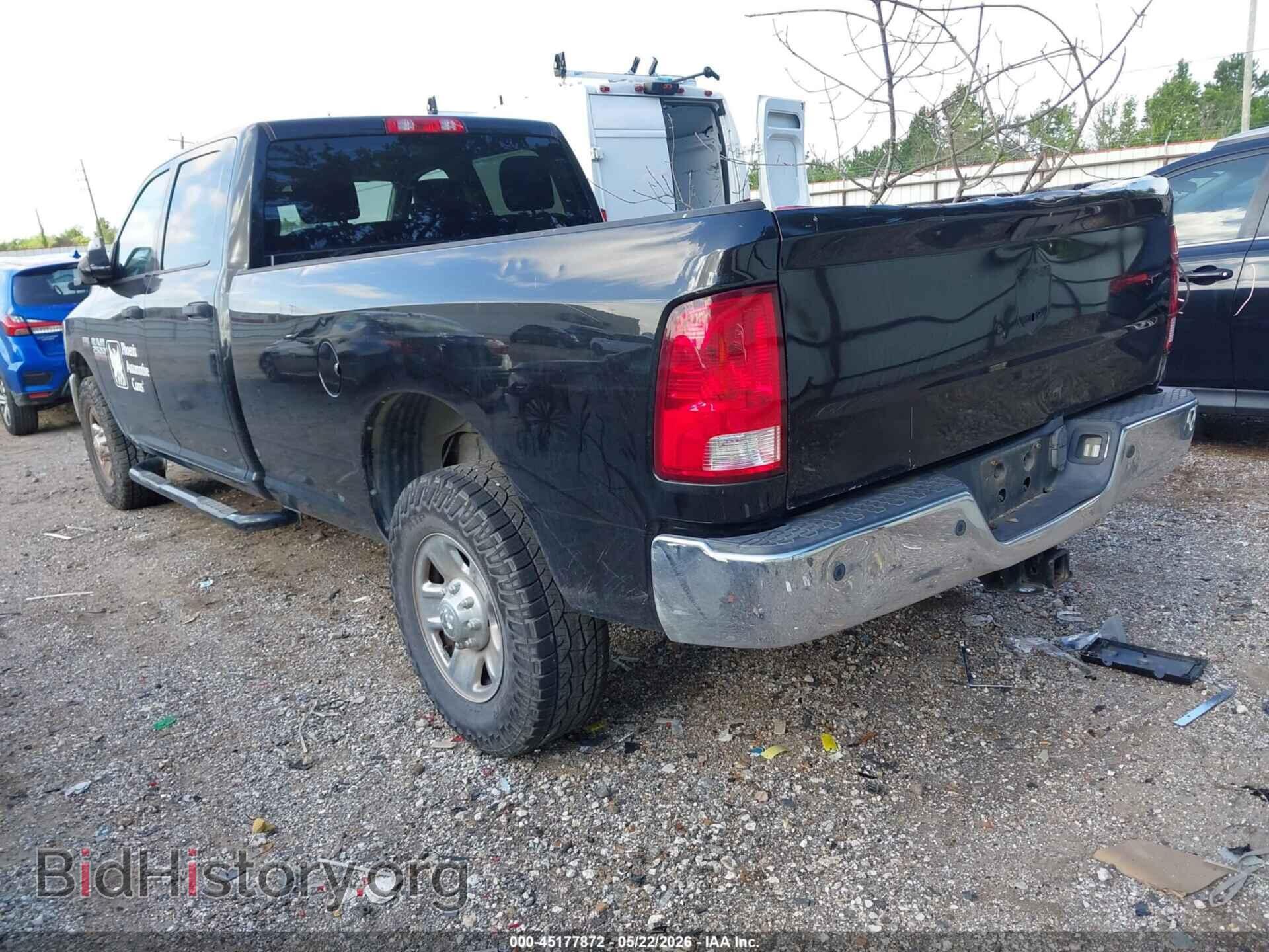 2017 RAM 2500 - VIN: 3C6UR4HJ7HG739988 - Photo 3
