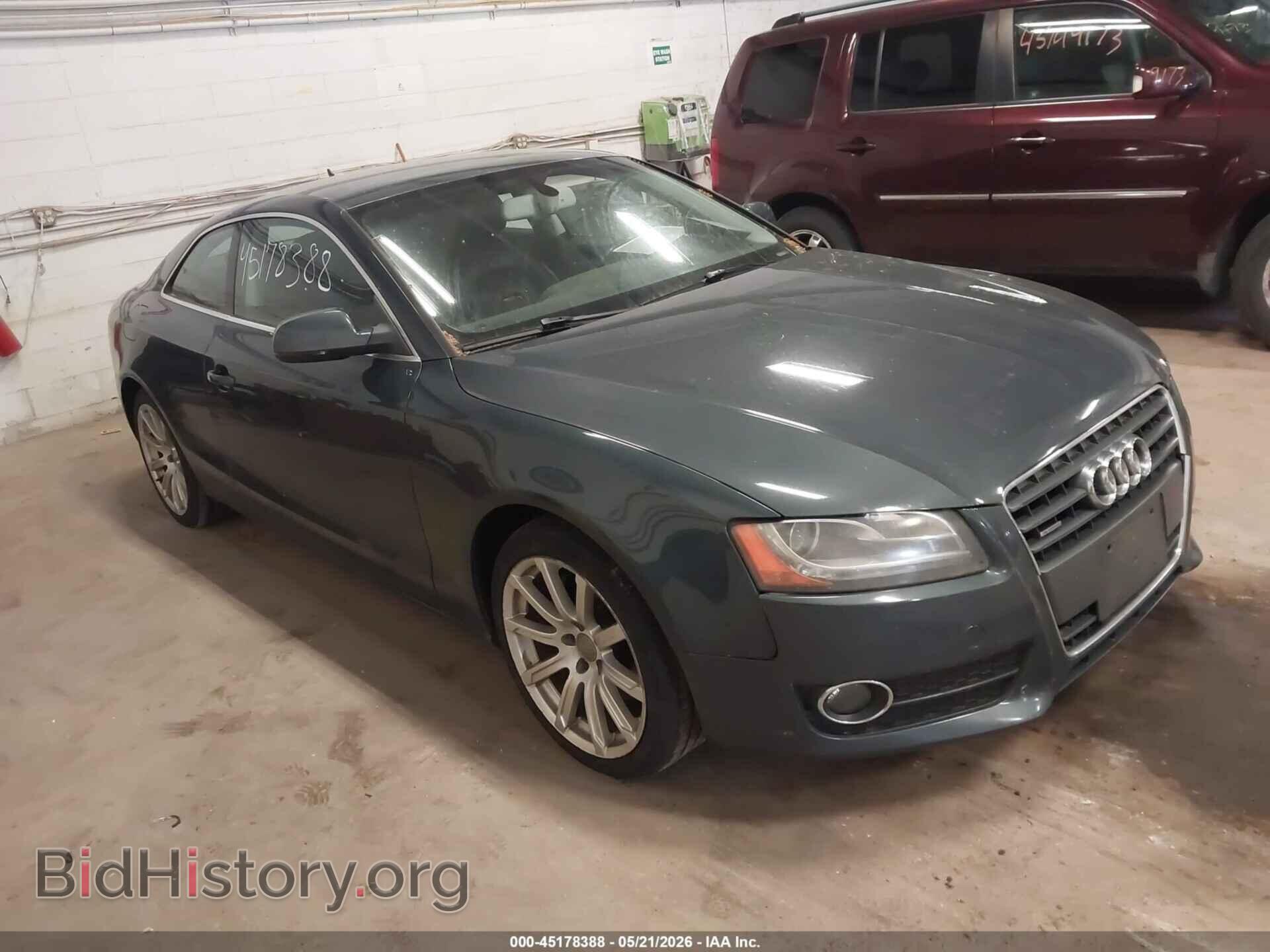 Photo WAULFAFR9BA067004 - AUDI A5 2011