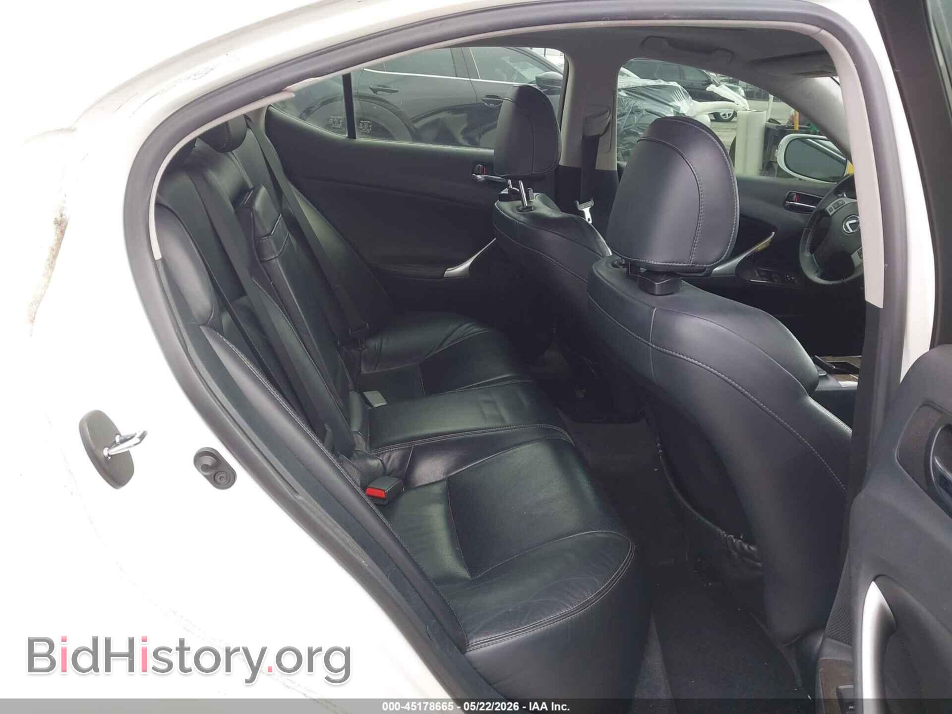 2011 LEXUS IS 250 - VIN: JTHBF5C28B5143204 - Фото 8