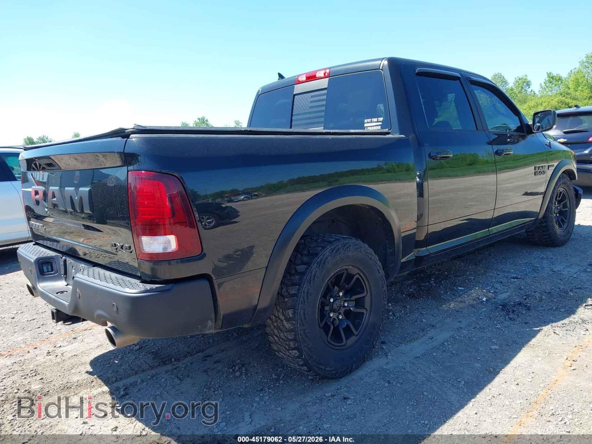 2018 RAM 1500 - VIN: 1C6RR7YT2JS173357 - Фото 4