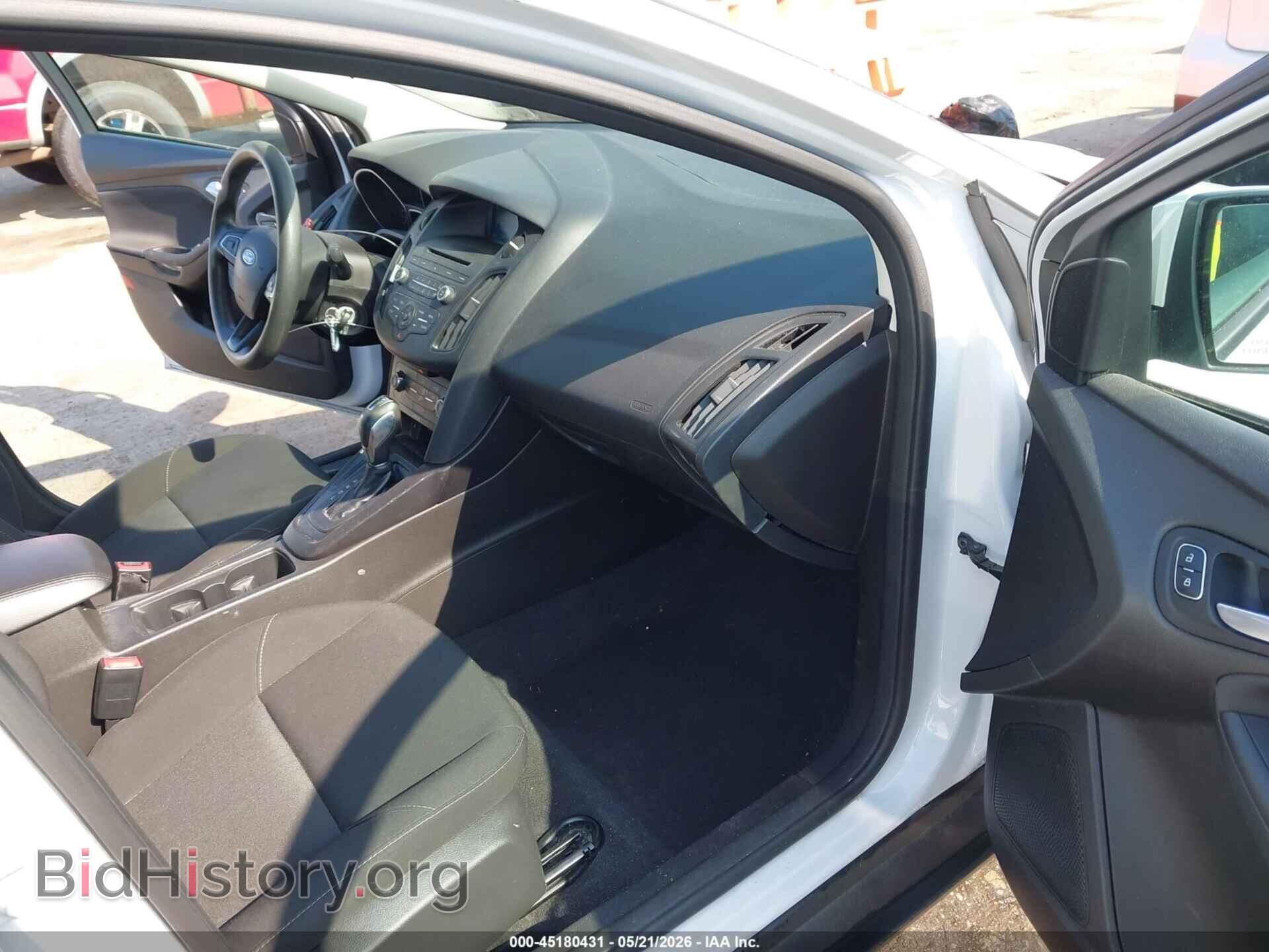 2016 FORD FOCUS - VIN: 1FADP3F21GL250384 - Photo 5