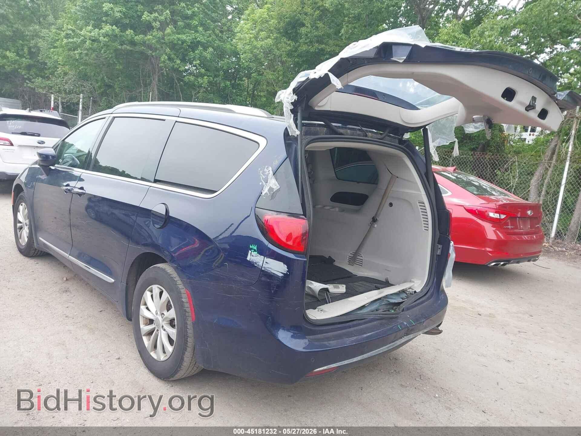 2019 CHRYSLER PACIFICA - VIN: 2C4RC1BG0KR526040 - Photo 3