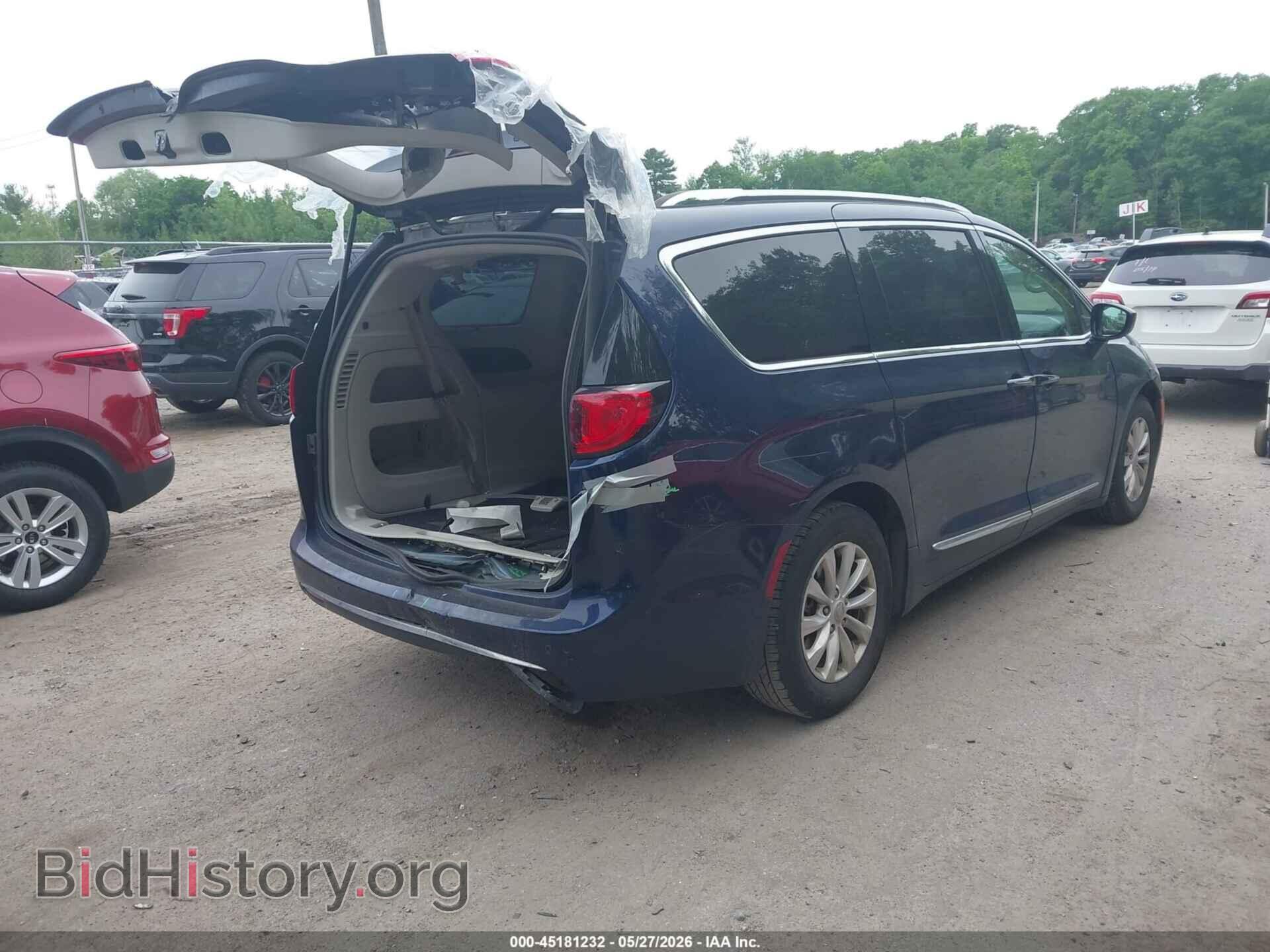 2019 CHRYSLER PACIFICA - VIN: 2C4RC1BG0KR526040 - Photo 4