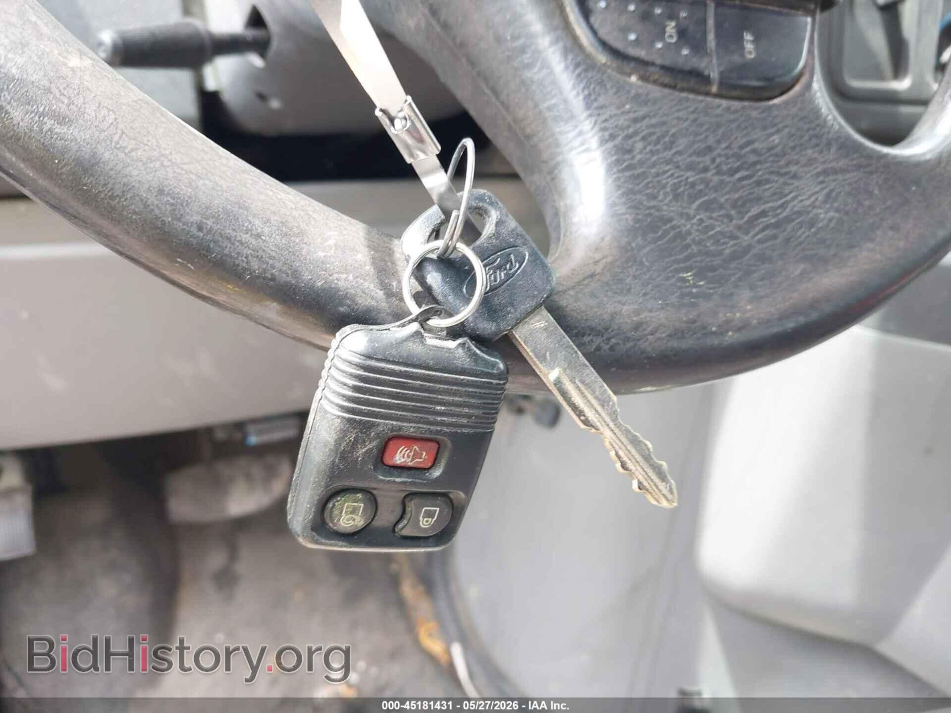 2013 FORD E-250 - VIN: 1FTNE2EL4DDA73327 - Фото 11