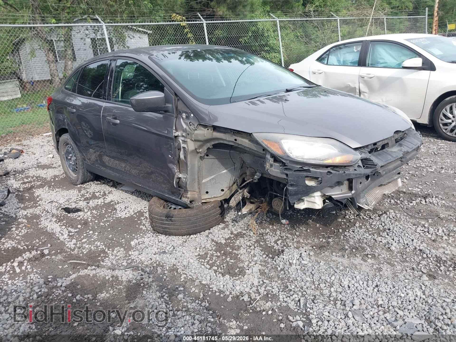Photo 1FAHP3F28CL201534 - FORD FOCUS 2012