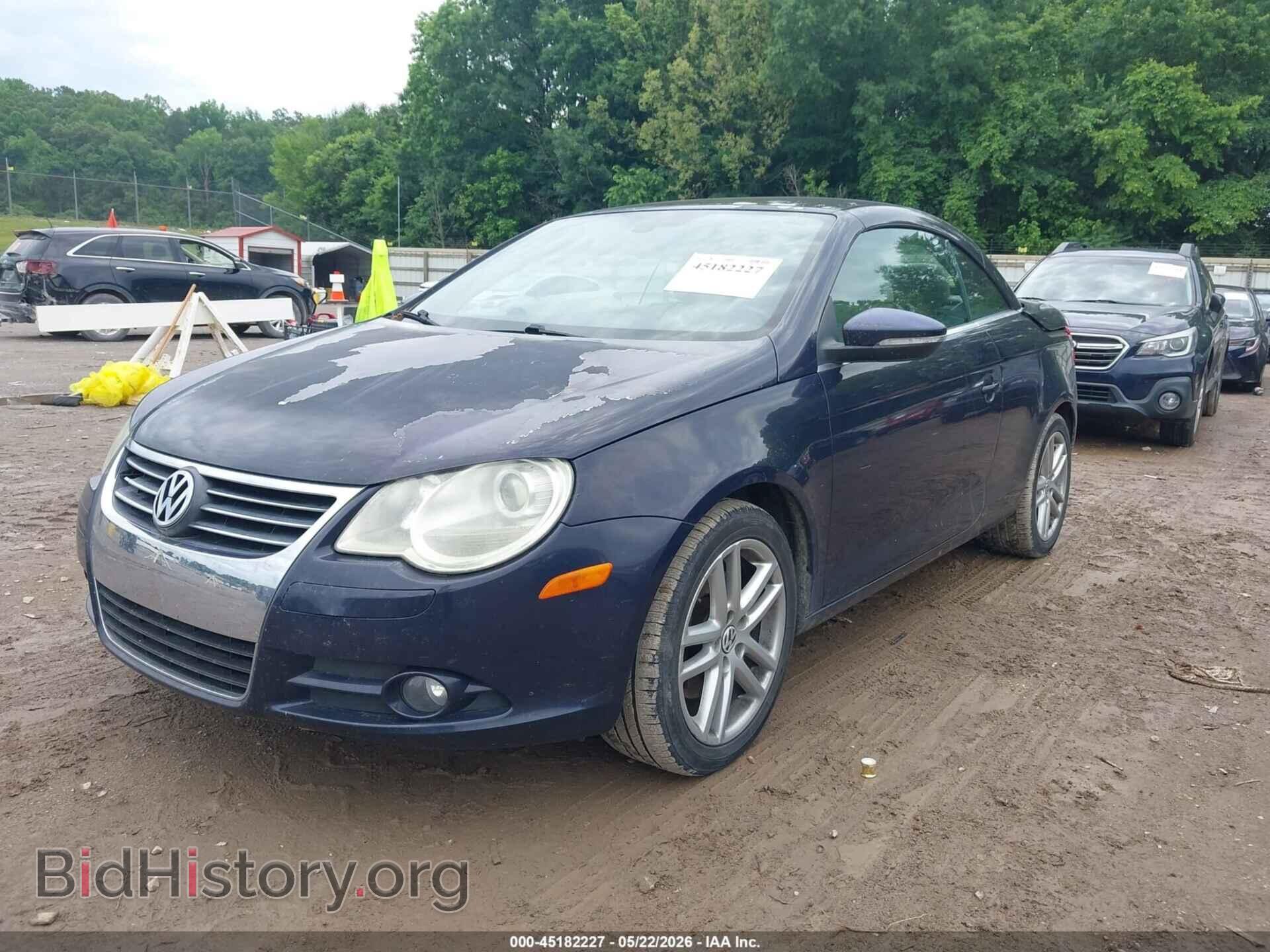 2010 VOLKSWAGEN EOS - VIN: WVWFA7AH0AV025828 - Фото 2