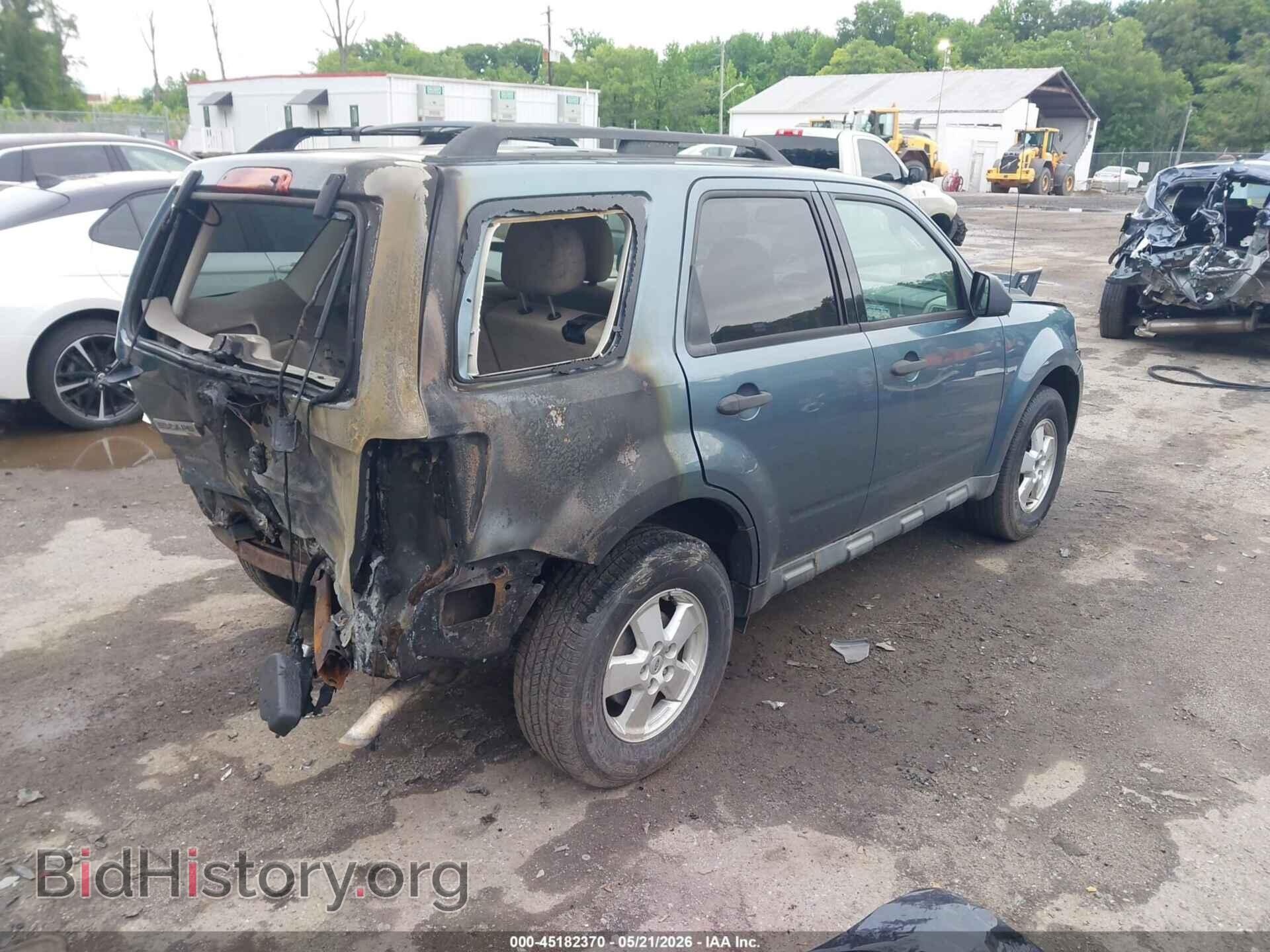 2011 FORD ESCAPE - VIN: 1FMCU0D72BKC25628 - Фото 4