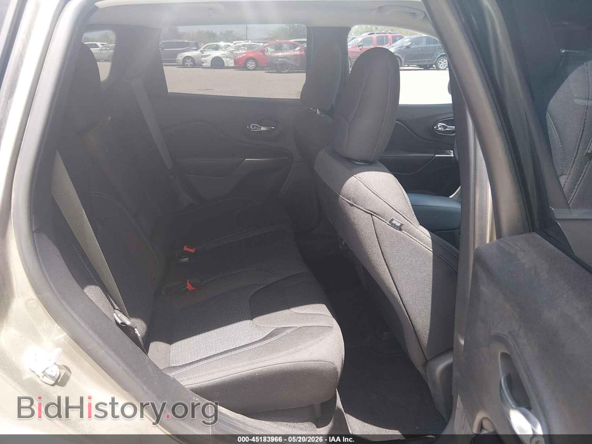 2019 JEEP CHEROKEE - VIN: 1C4PJMCB9KD440357 - Фото 8