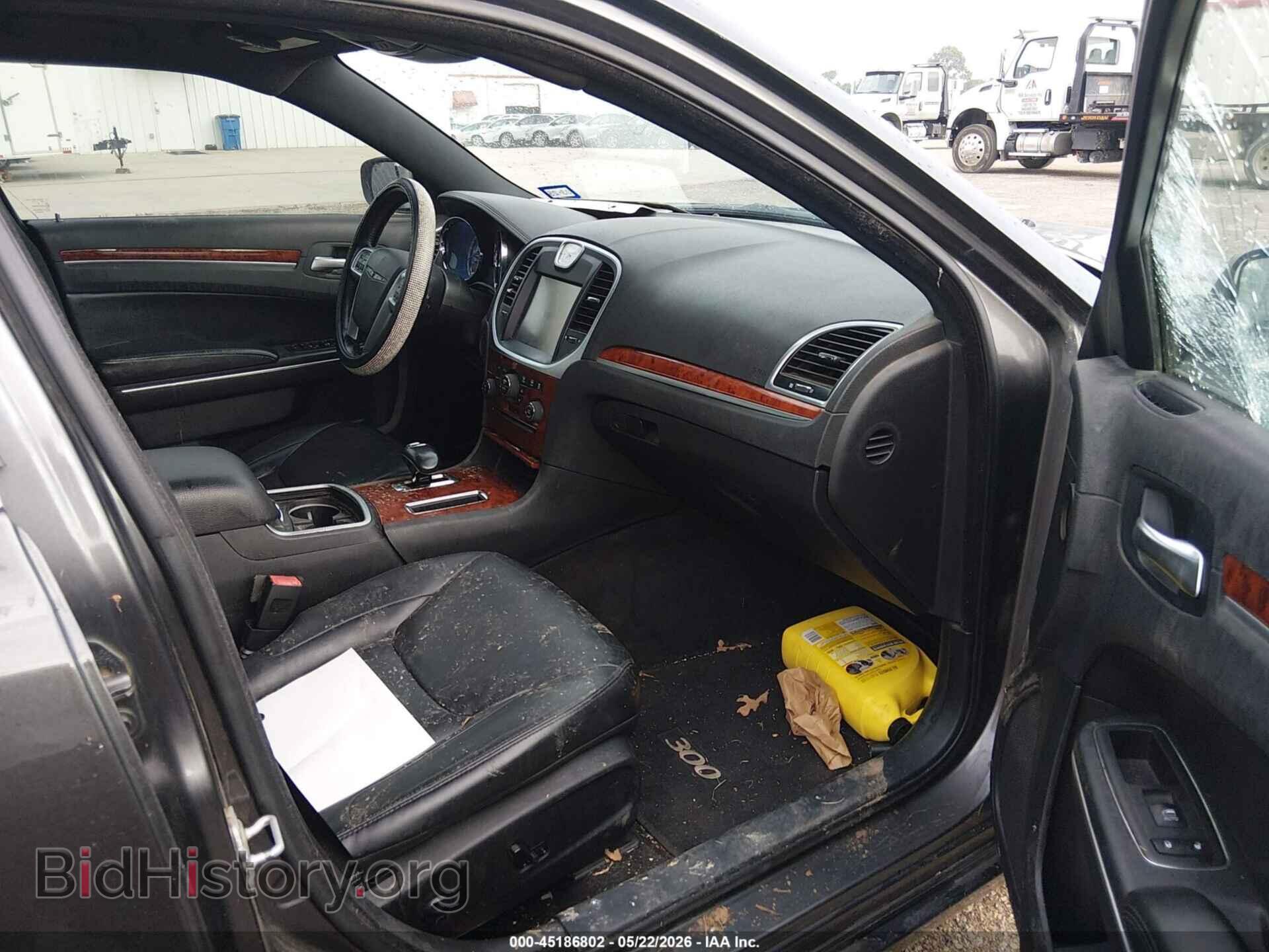 2013 CHRYSLER 300 - VIN: 2C3CCAAG7DH556592 - Фото 5