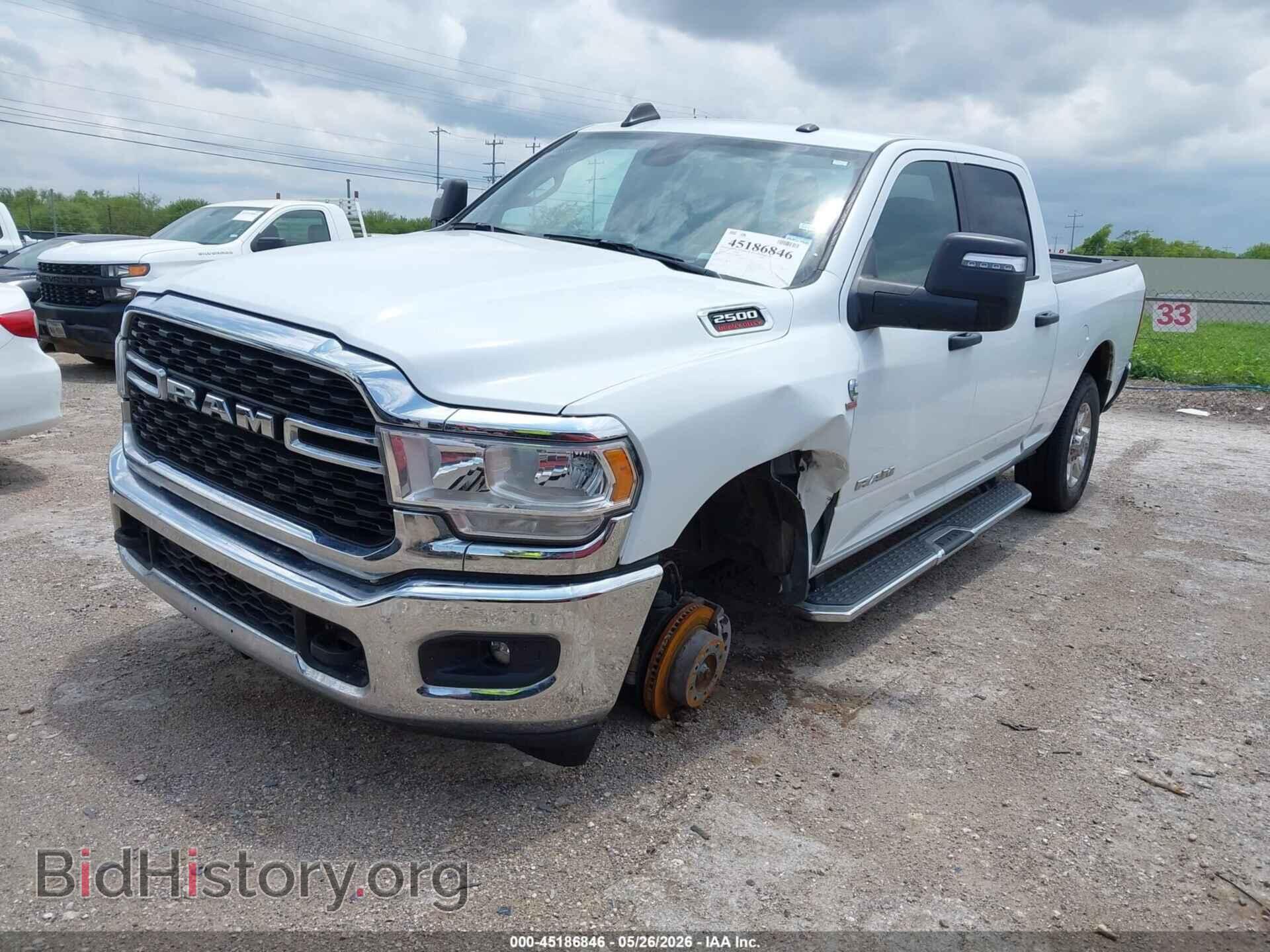 2024 RAM 2500 - VIN: 3C6UR5DL2RG303063 - Фото 2