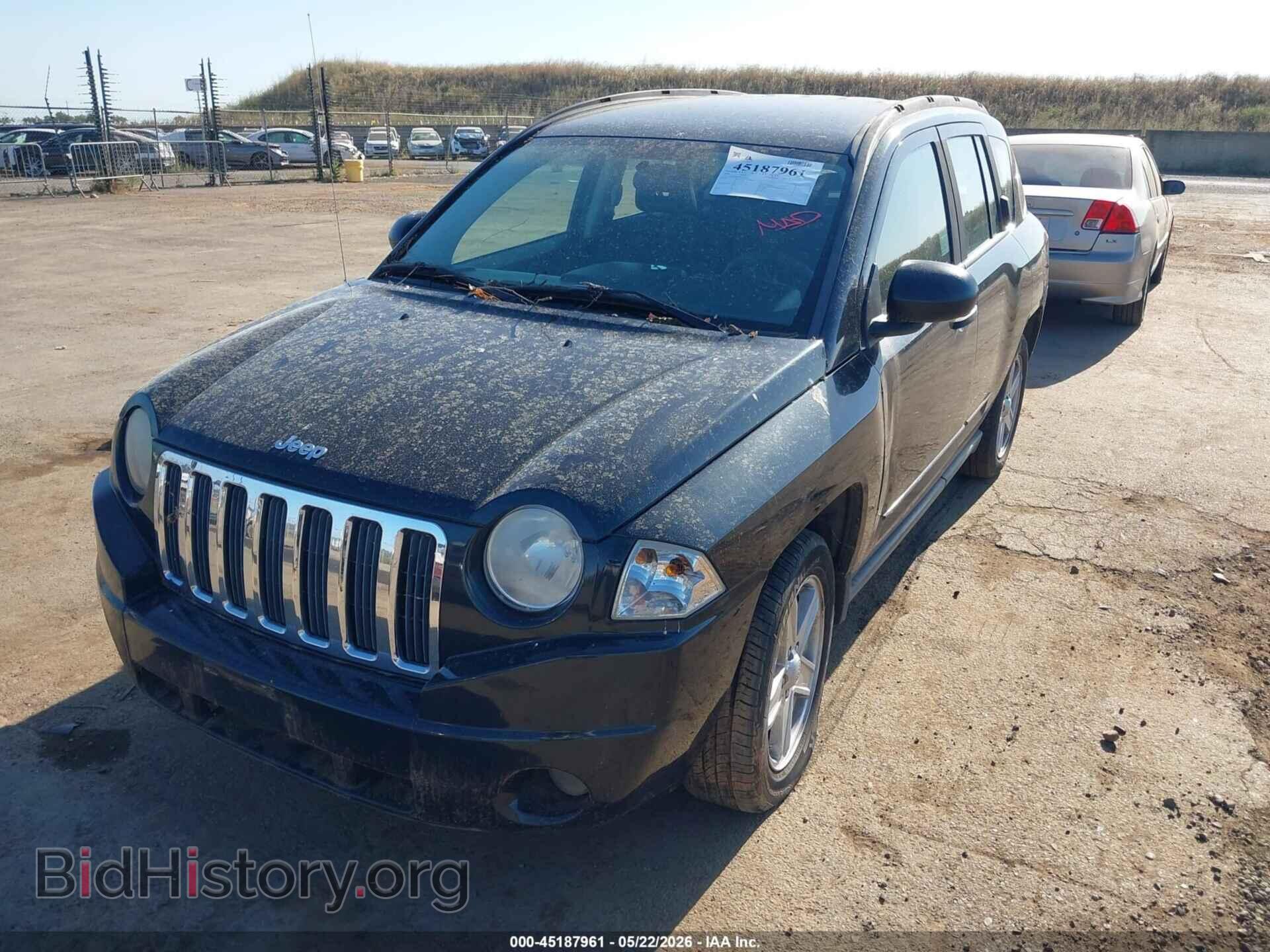 2008 JEEP COMPASS - VIN: 1J8FT470X8D732194 - Photo 2