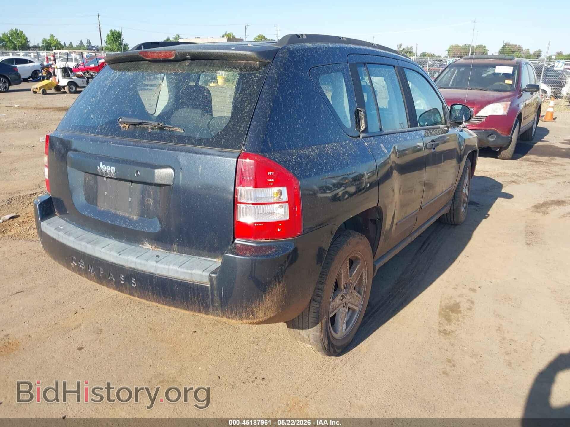 2008 JEEP COMPASS - VIN: 1J8FT470X8D732194 - Photo 4