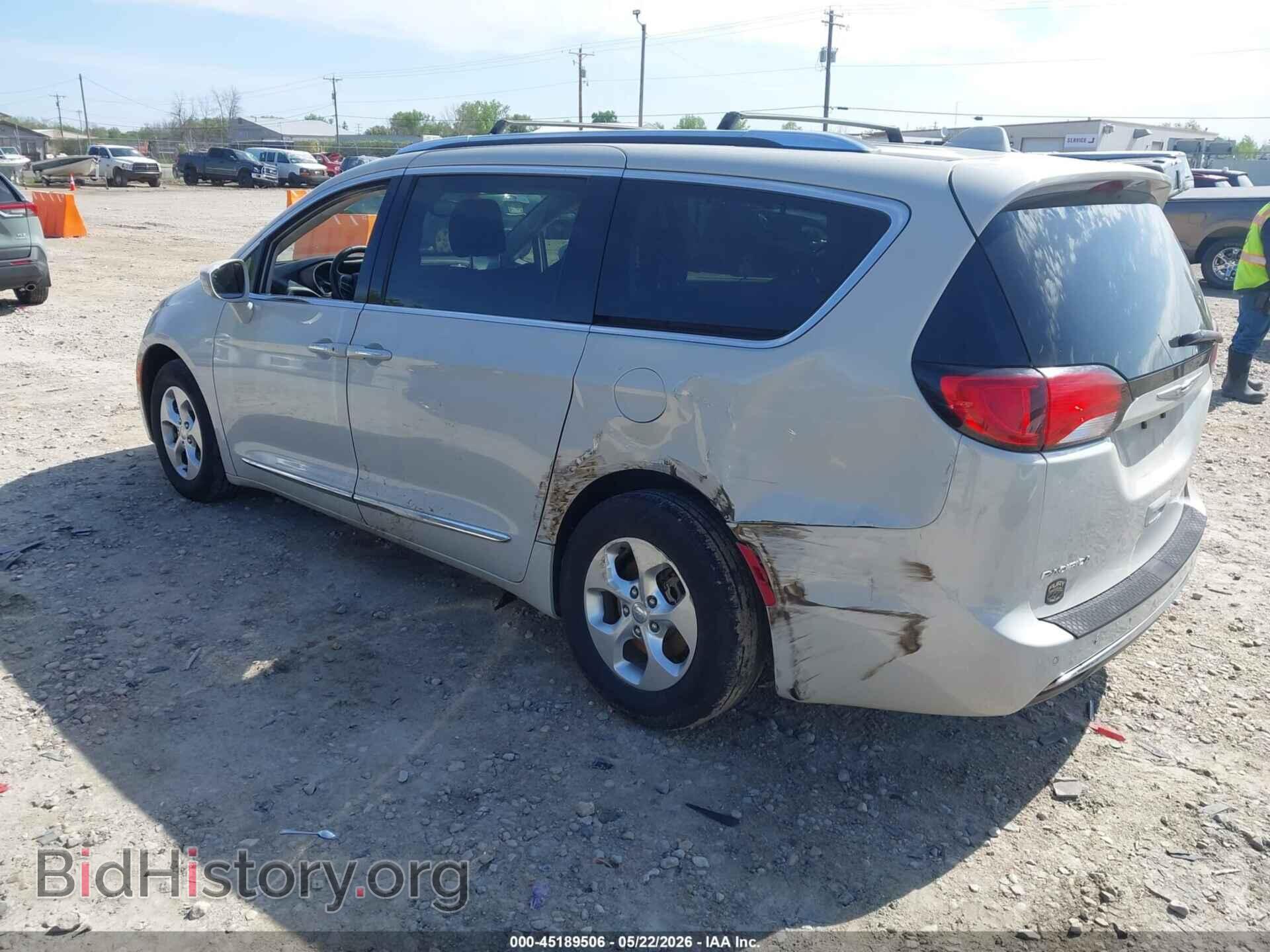 2017 CHRYSLER PACIFICA - VIN: 2C4RC1EG2HR578225 - Photo 3