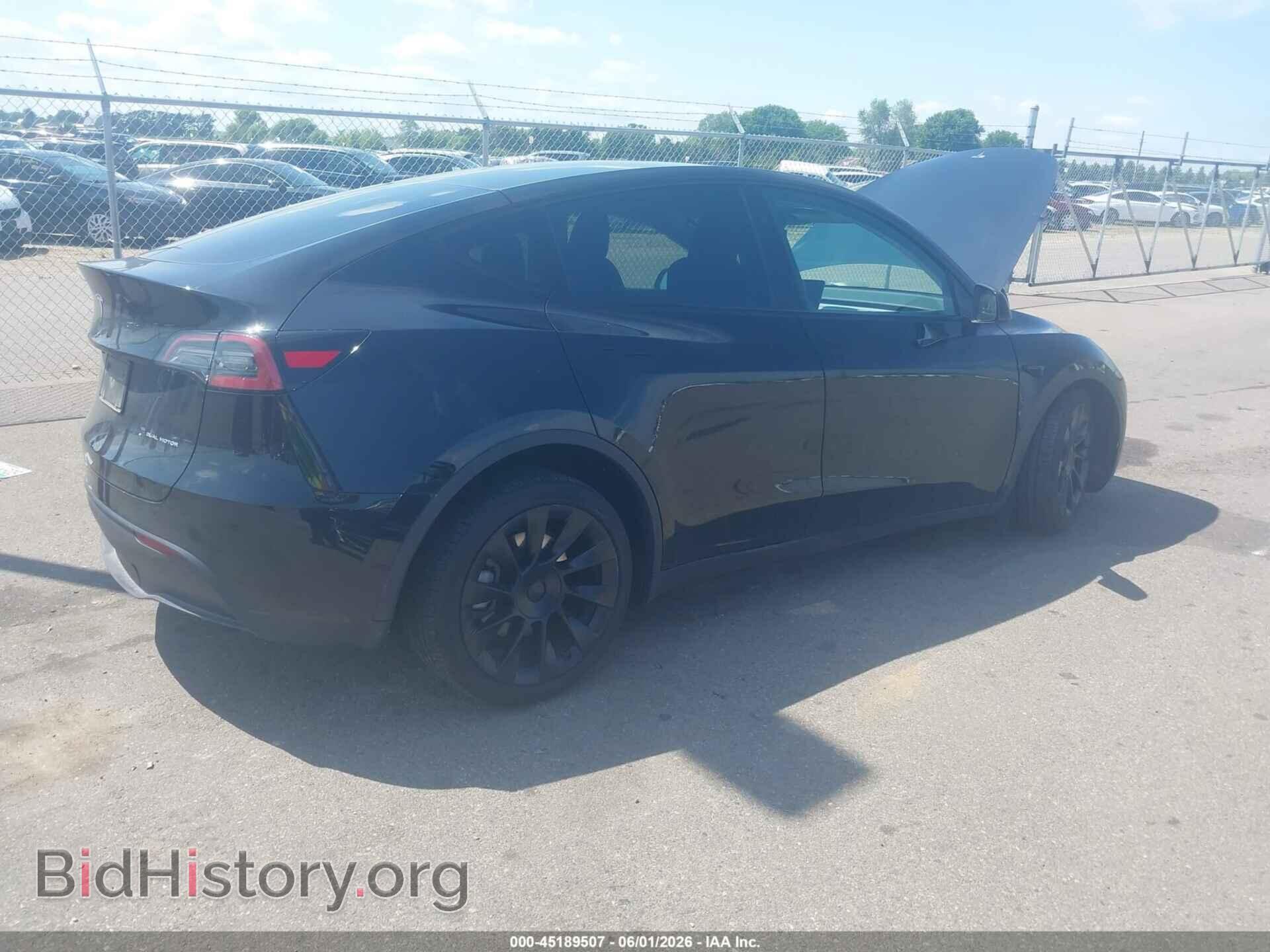 2025 TESLA MODEL Y - VIN: 7SAYGDEE7SF308333 - Фото 4
