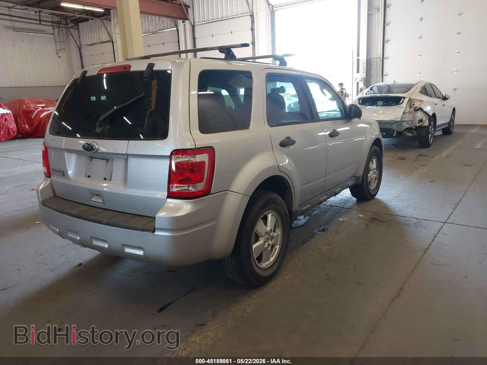2010 FORD ESCAPE - VIN: 1FMCU9C74AKD12032 - Фото 4