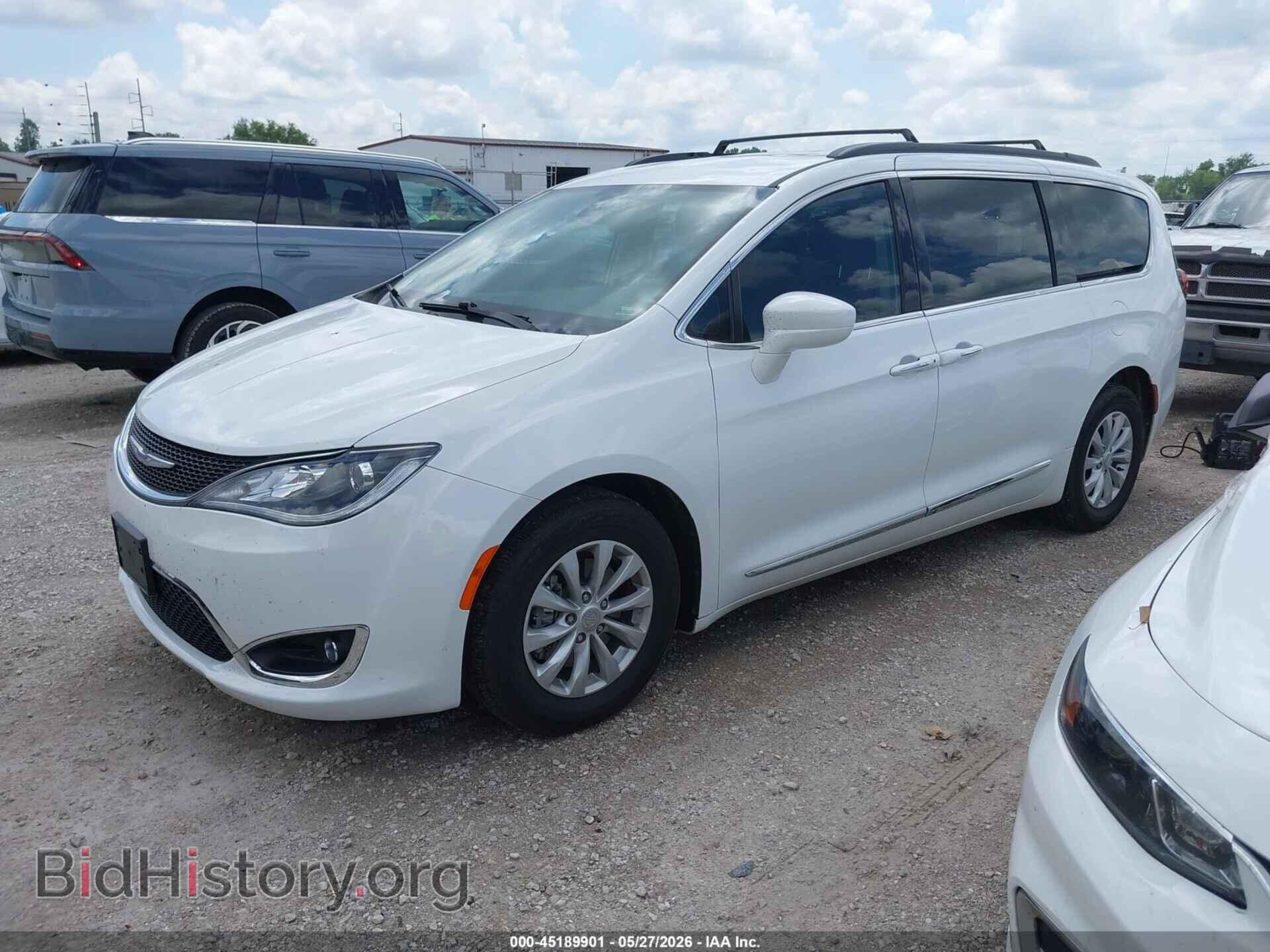 2017 CHRYSLER PACIFICA - VIN: 2C4RC1BG7HR526643 - Photo 2