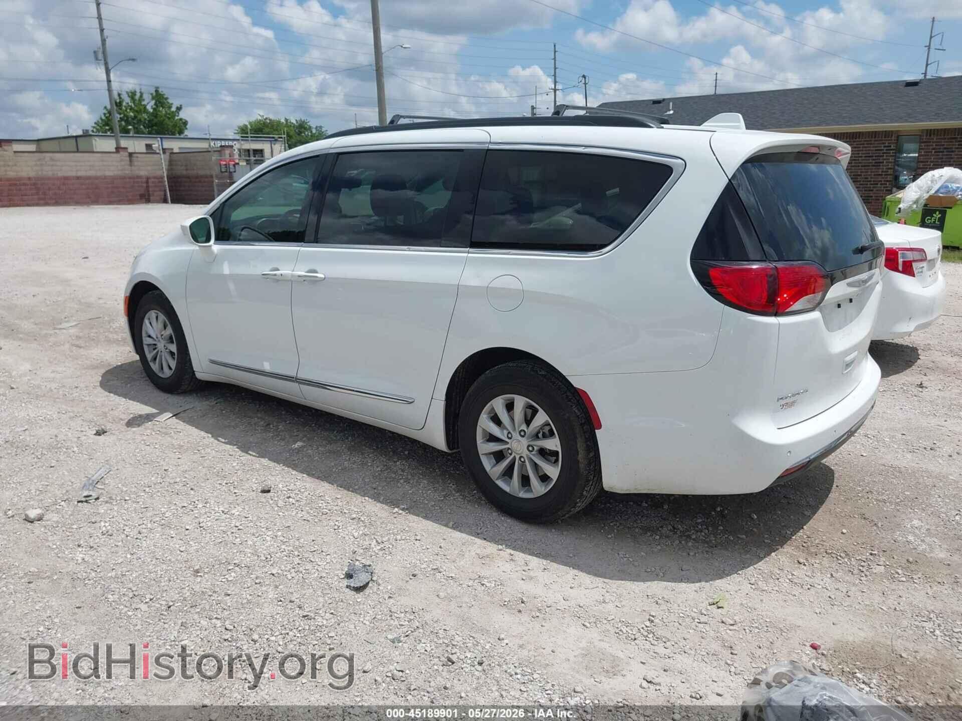 2017 CHRYSLER PACIFICA - VIN: 2C4RC1BG7HR526643 - Photo 3