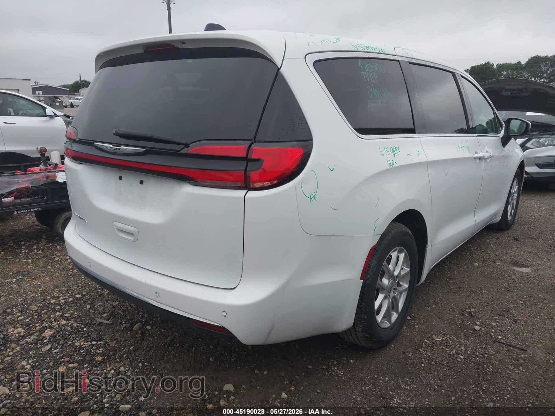 2023 CHRYSLER PACIFICA - VIN: 2C4RC1BG2PR615843 - Фото 4