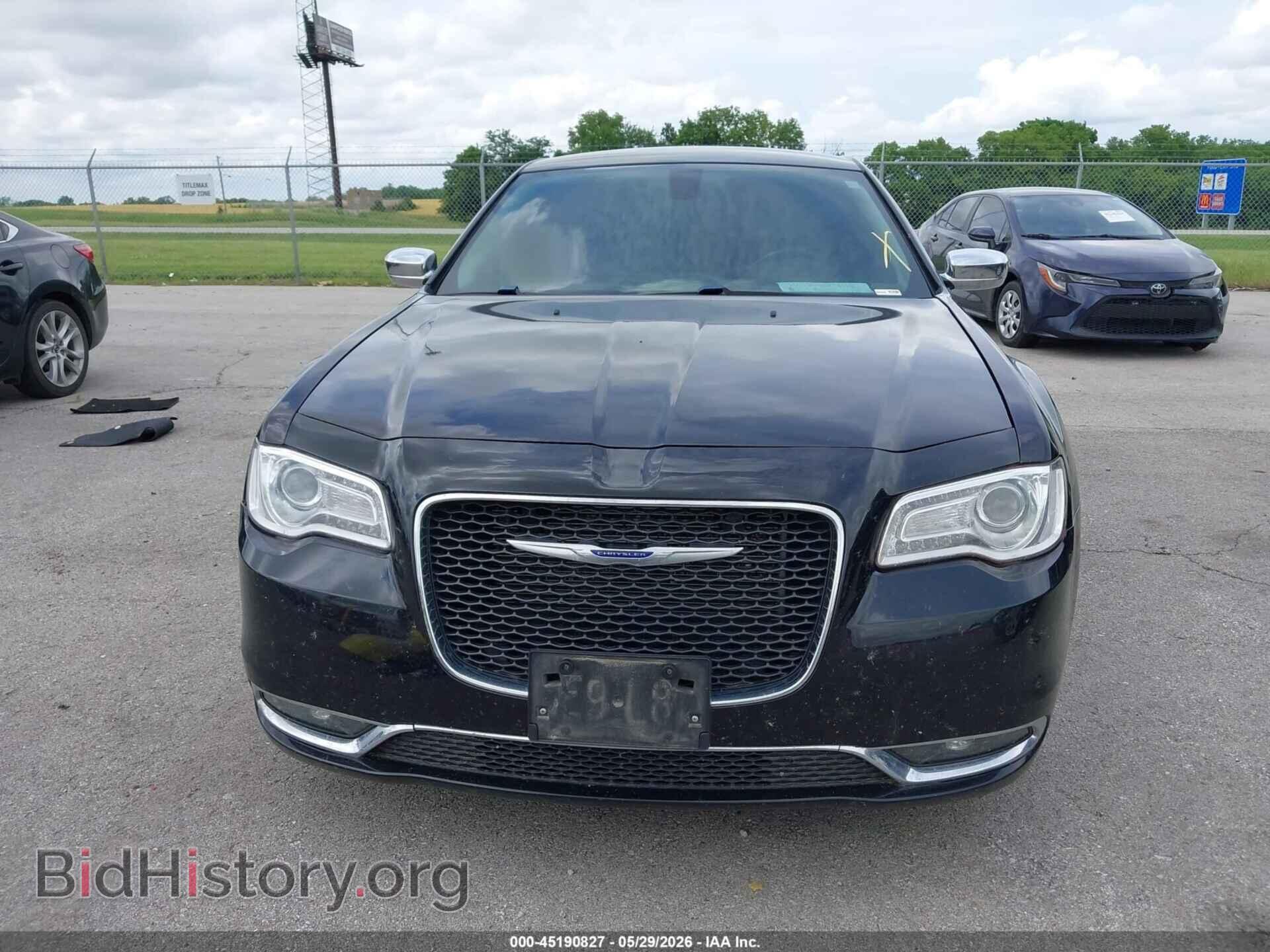 2019 CHRYSLER 300 - VIN: 2C3CCAEG7KH697427 - Photo 12