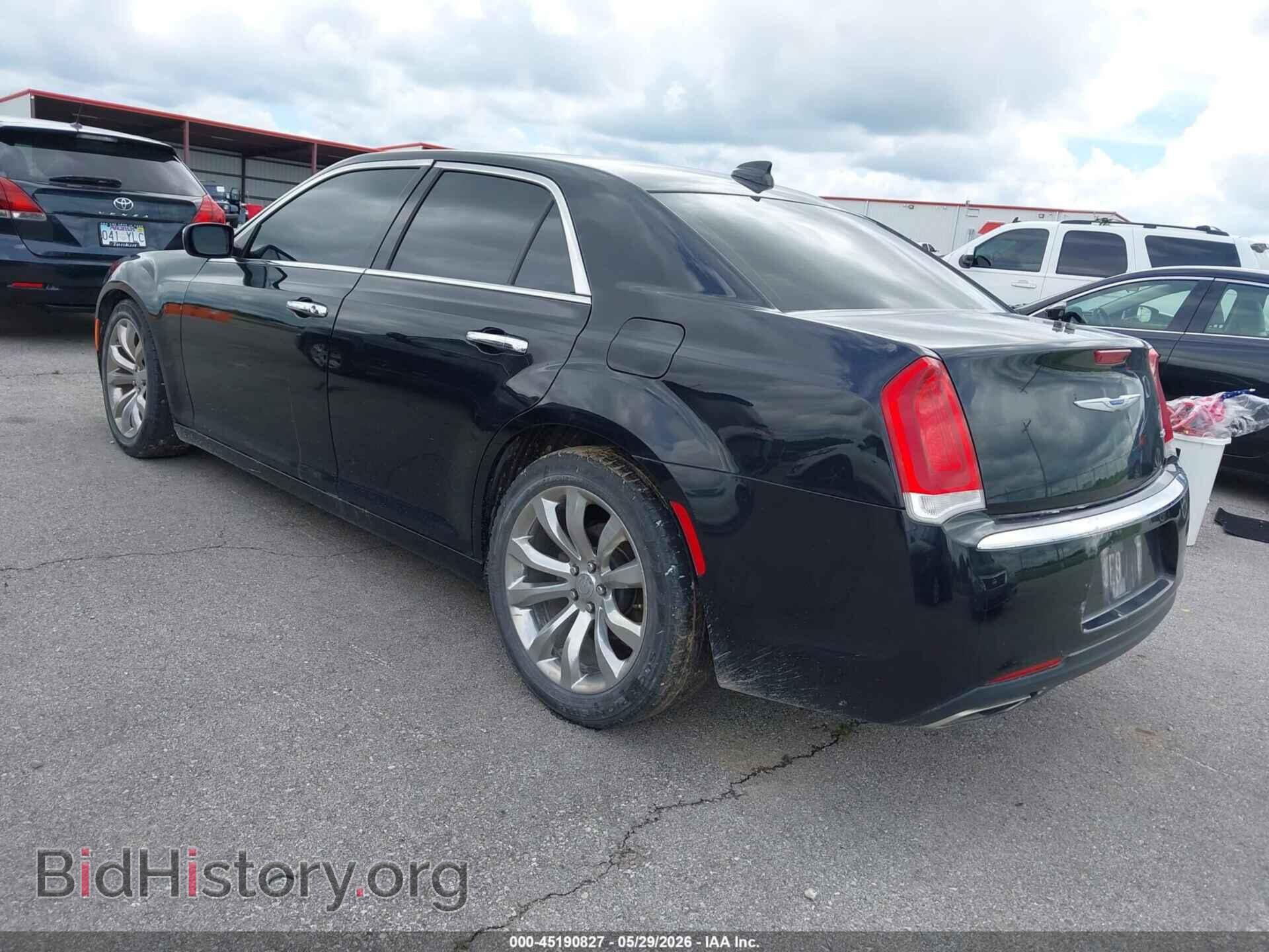 2019 CHRYSLER 300 - VIN: 2C3CCAEG7KH697427 - Photo 3