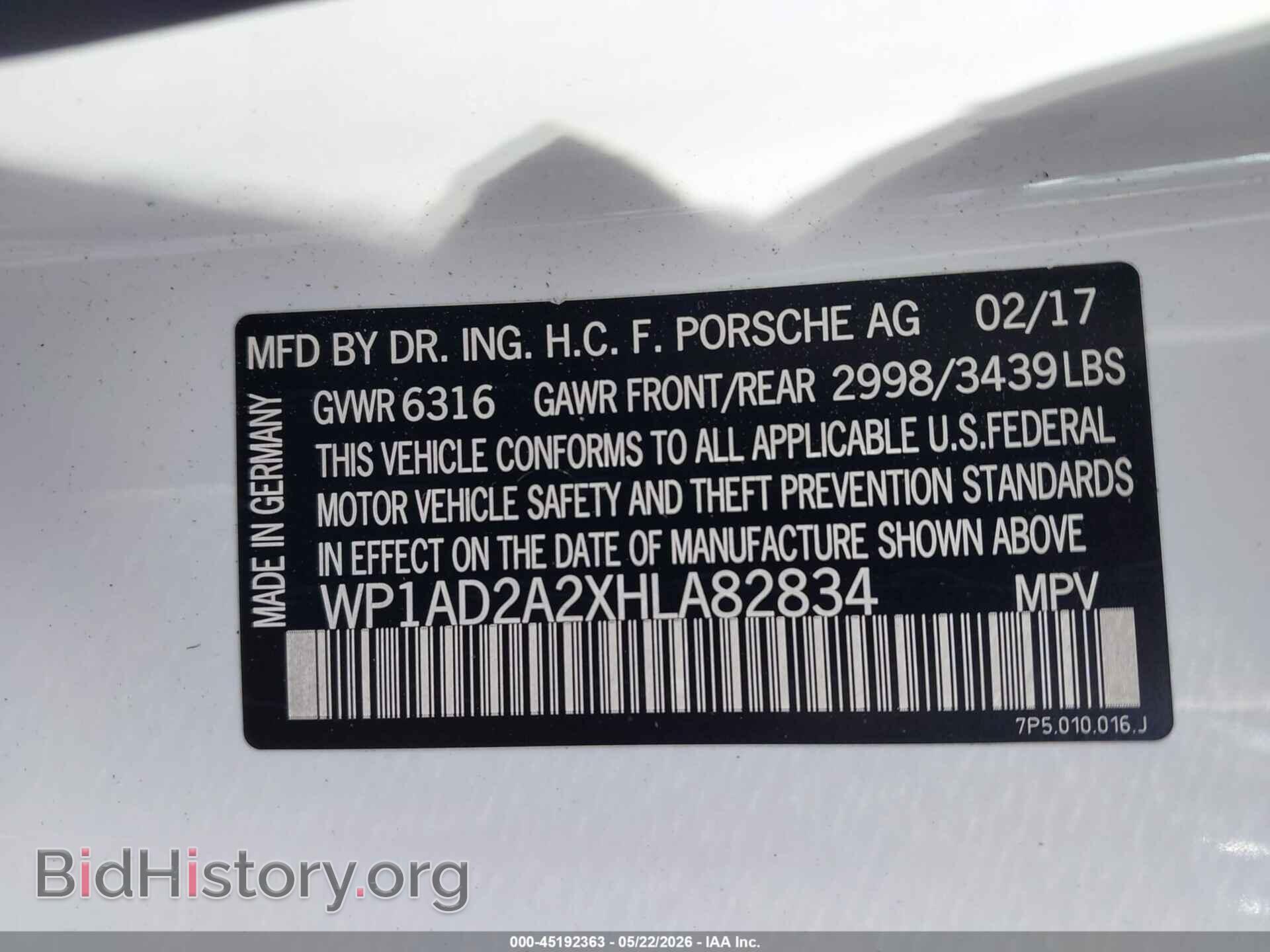 2017 PORSCHE CAYENNE - VIN: WP1AD2A2XHLA82834 - Photo 9