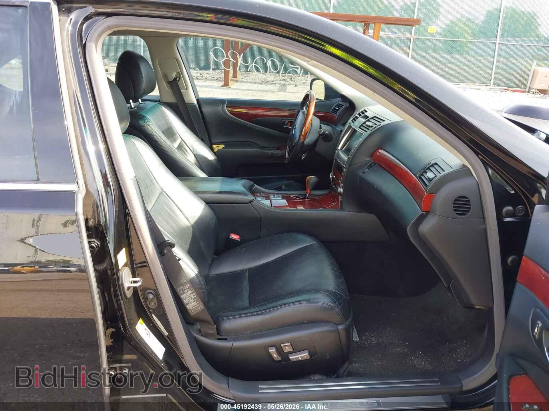 2009 LEXUS LS 460 - VIN: JTHCL46F495004204 - Photo 5