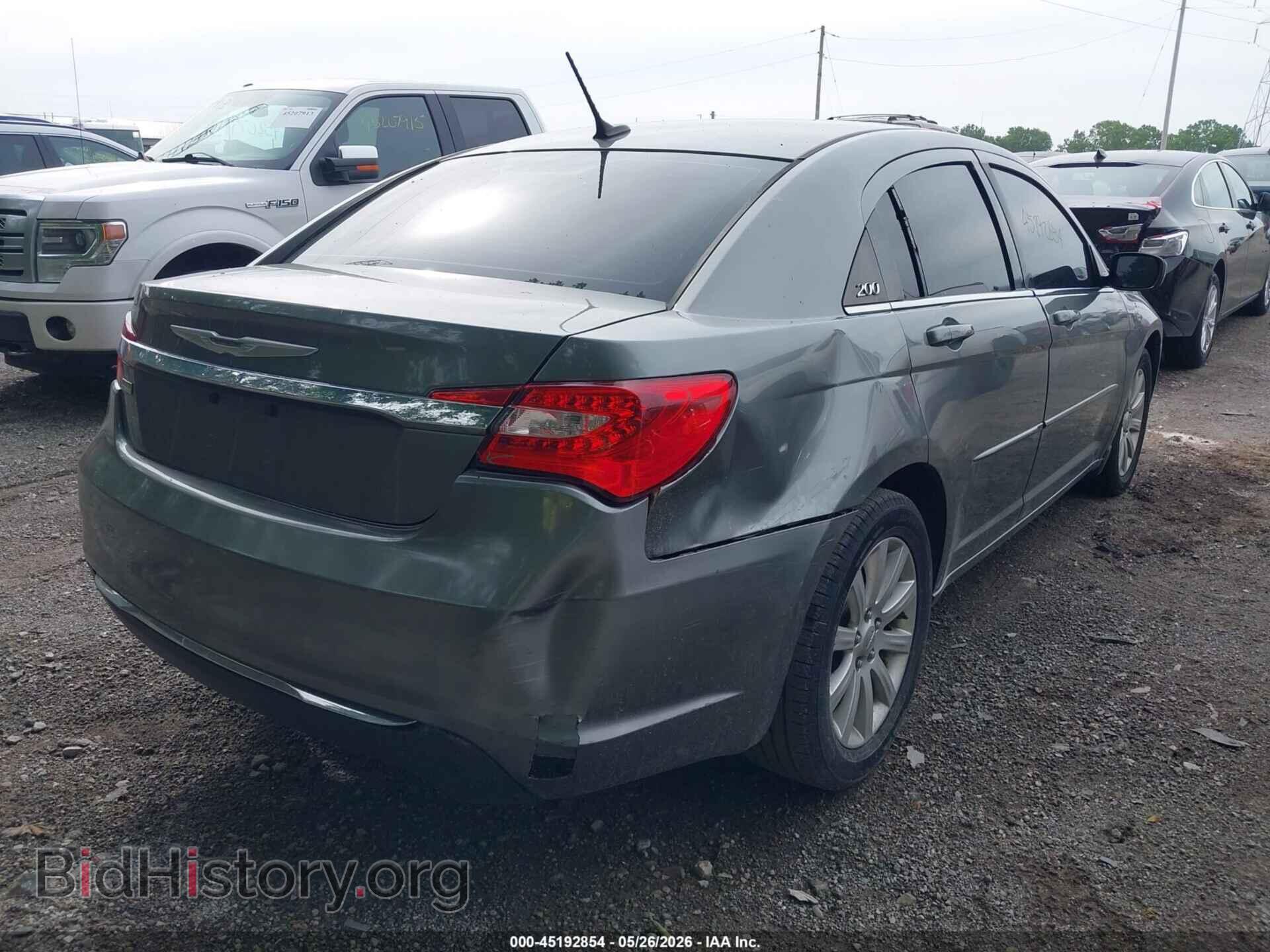 2013 CHRYSLER 200 - VIN: 1C3CCBBG0DN703833 - Фото 4