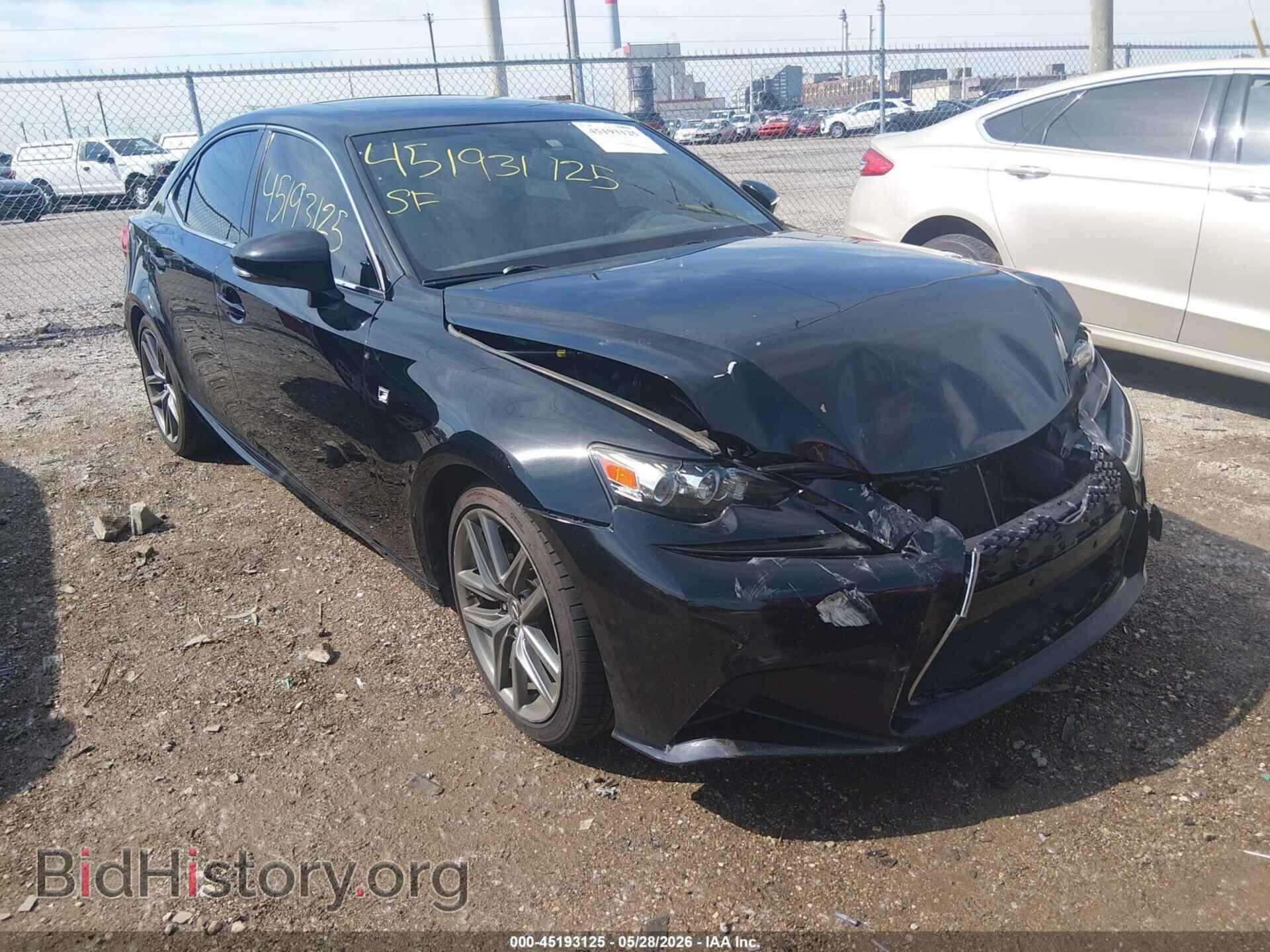 Фотография JTHCF1D24F5024468 - LEXUS IS 250 2015