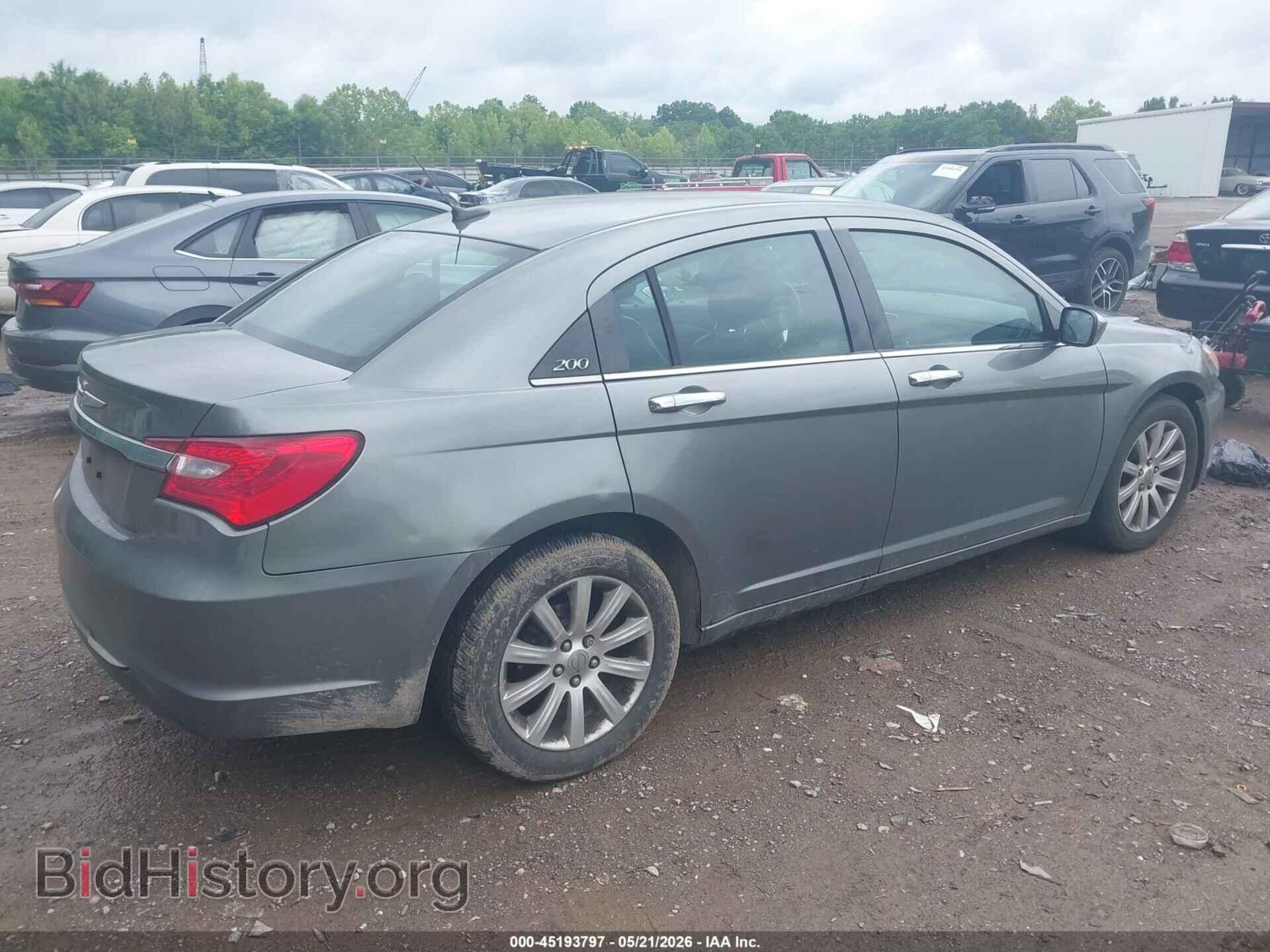 2013 CHRYSLER 200 - VIN: 1C3CCBCG4DN547021 - Photo 4