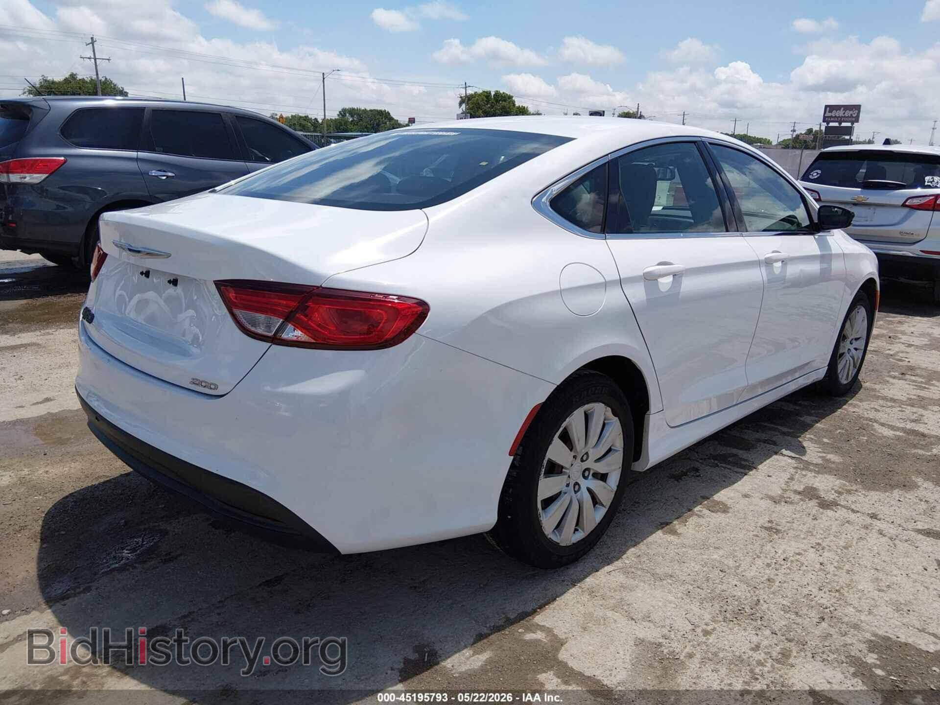 2015 CHRYSLER 200 - VIN: 1C3CCCFB7FN706820 - Photo 4