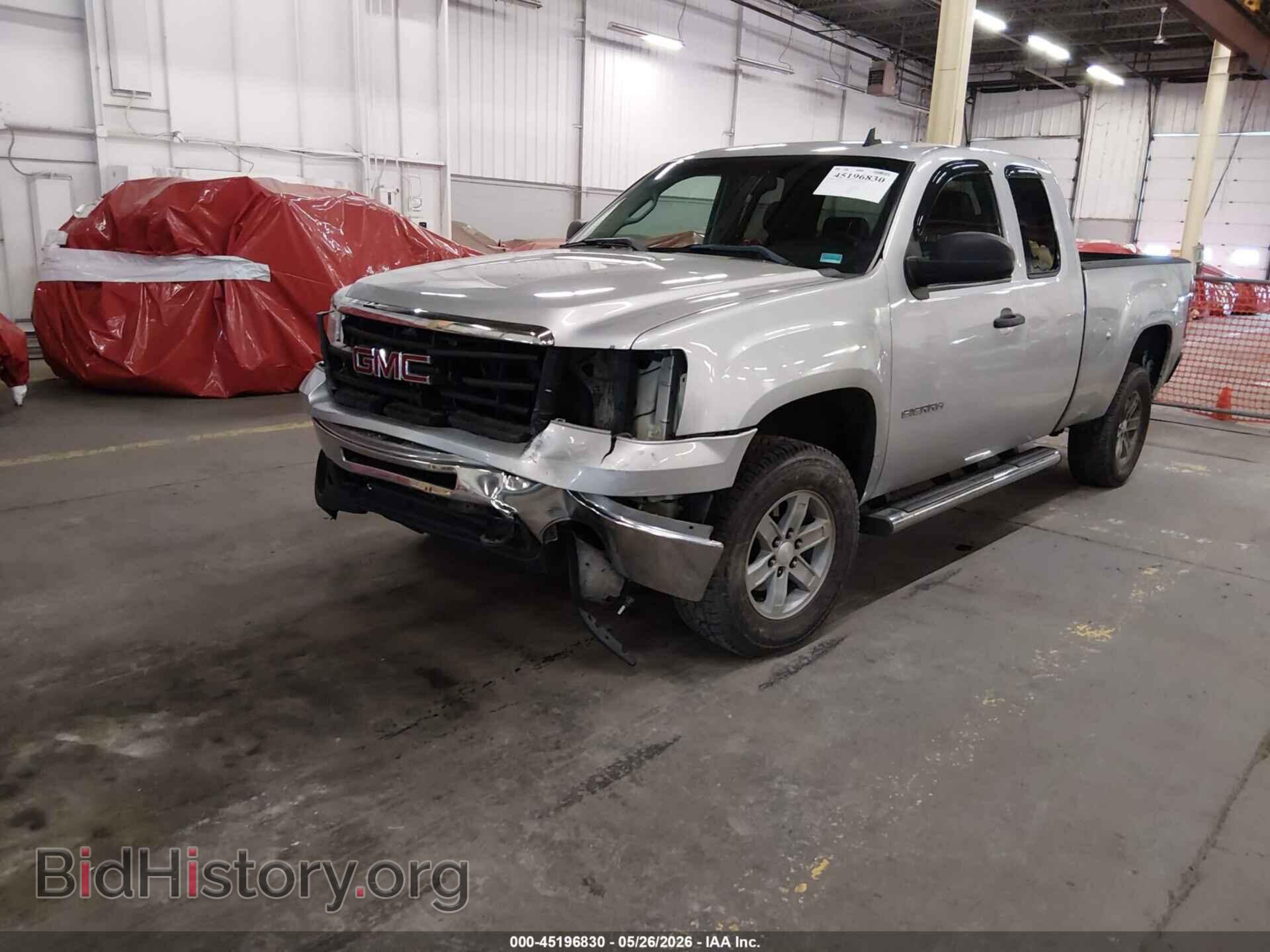 2011 GMC SIERRA 1500 - VIN: 1GTR2VE31BZ193341 - Фото 2