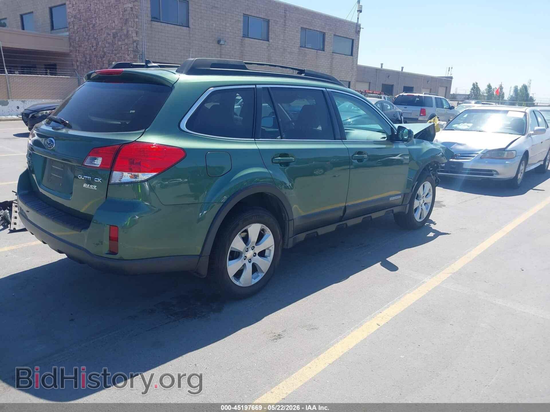 2011 SUBARU OUTBACK - VIN: 4S4BRBKC6B3406458 - Фото 4