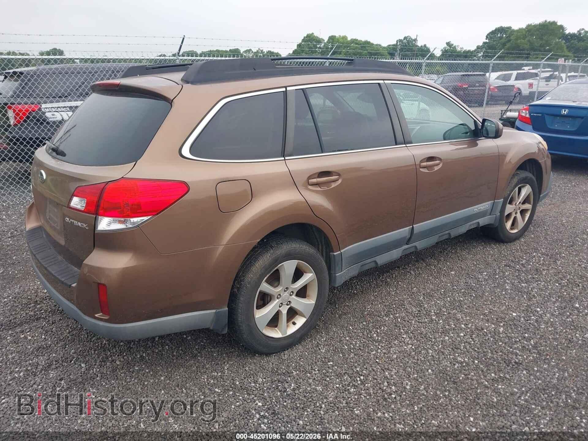 2013 SUBARU OUTBACK - VIN: 4S4BRCCC8D3258384 - Photo 4