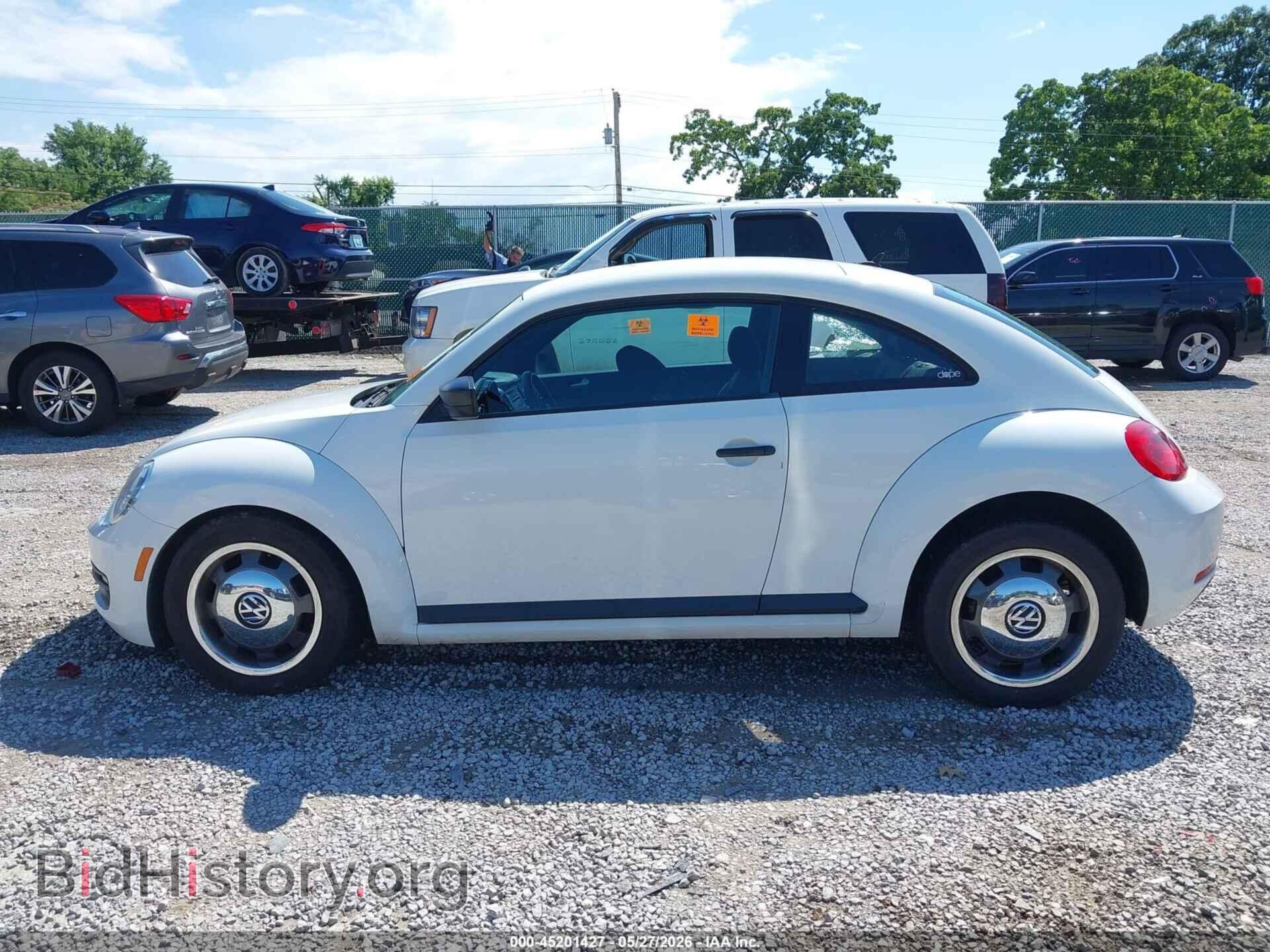 2014 VOLKSWAGEN BEETLE - VIN: 3VWF17AT8EM642914 - Фото 13
